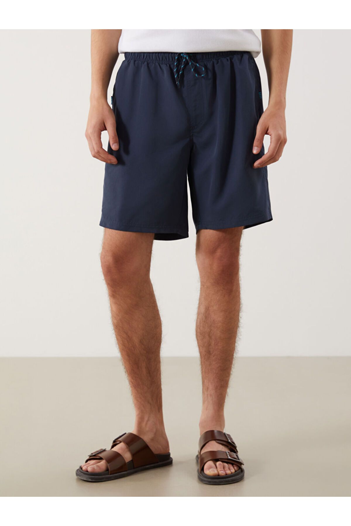 LC Waikiki-LCW Short Length Basic Men's Sea Shorts 2