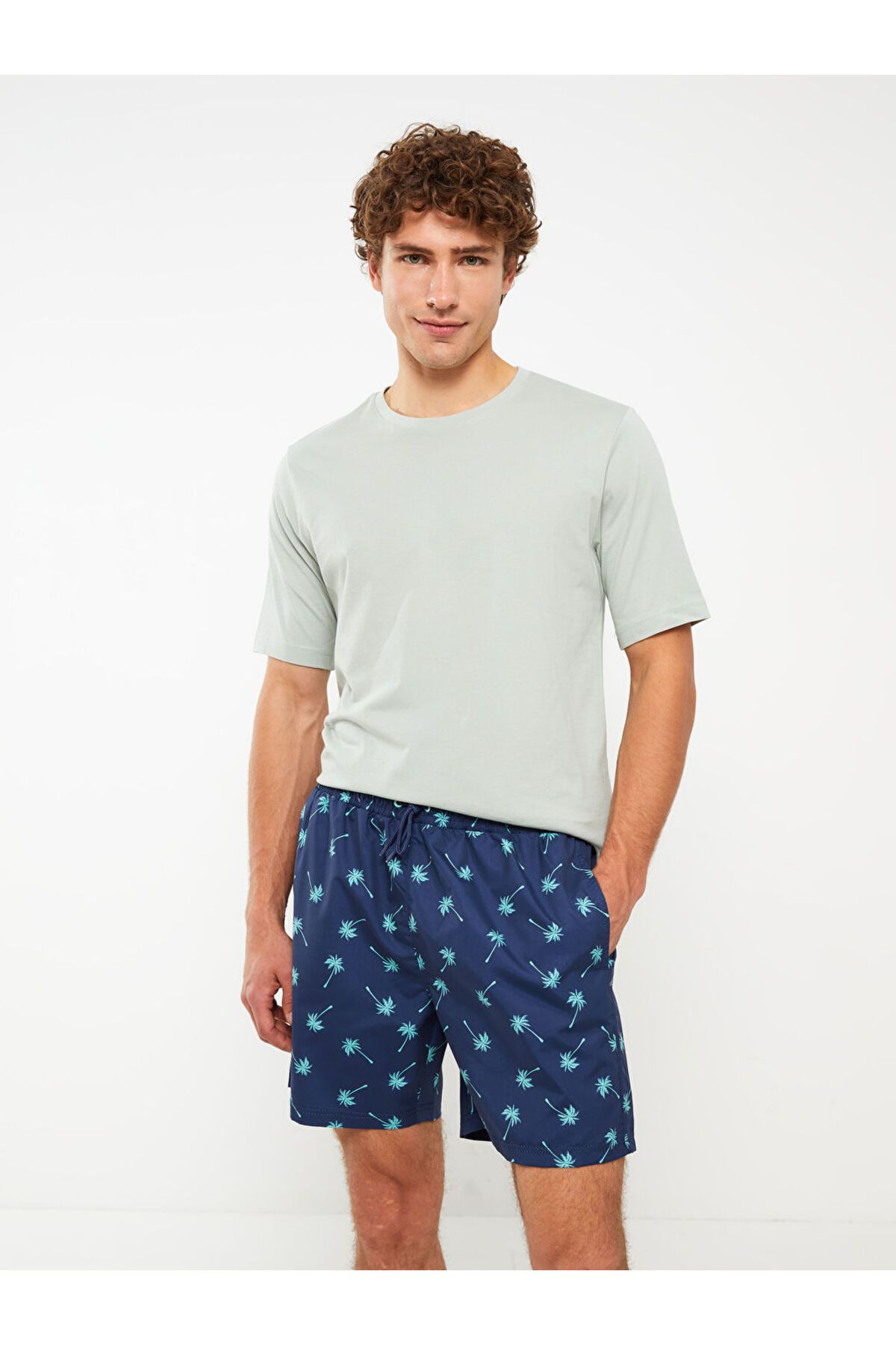 LC Waikiki-Short Length Patterned Men's Sea Shorts 2
