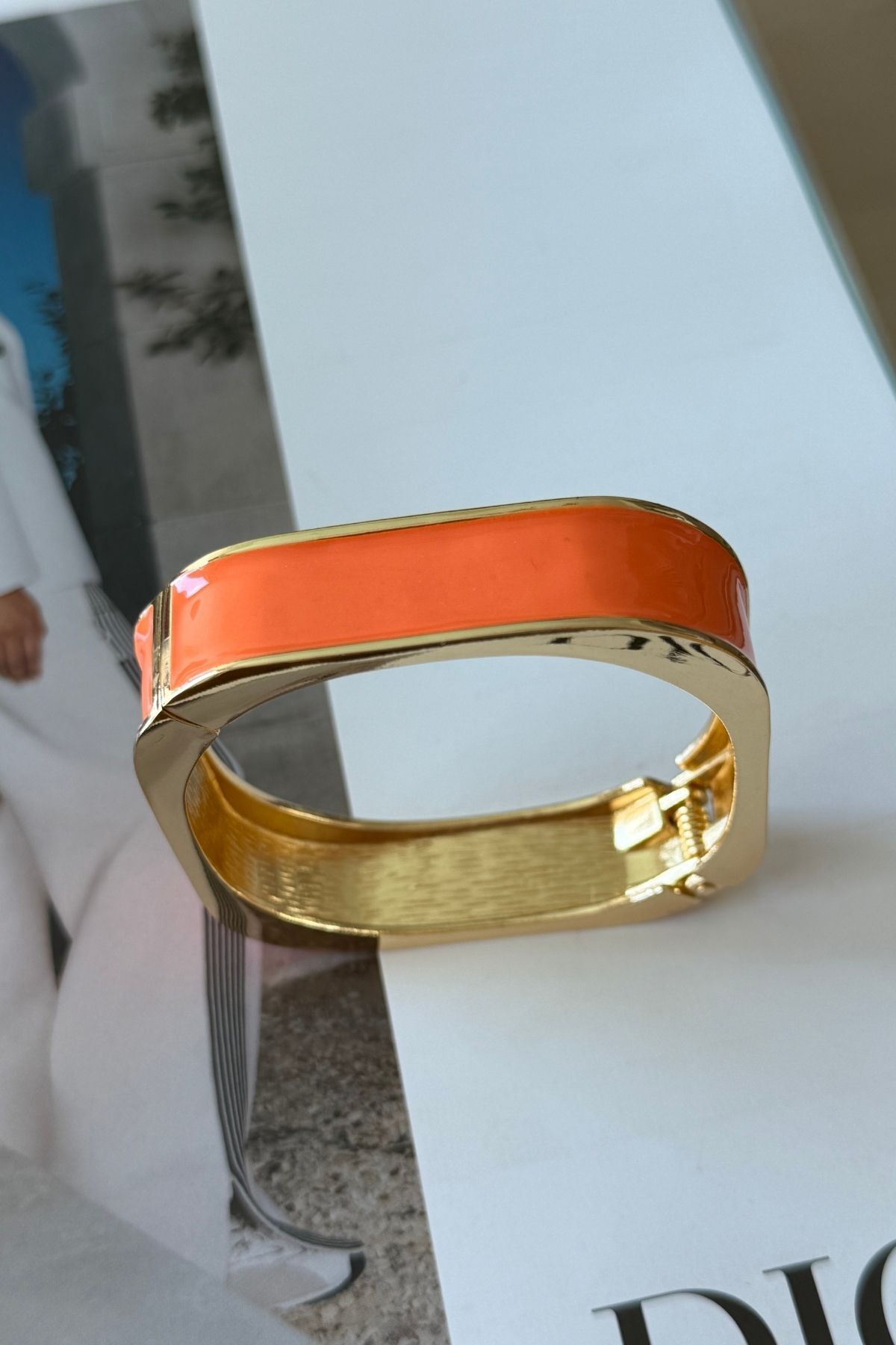 Trendy Butik Çelik Turuncu Renkli Kelepçe