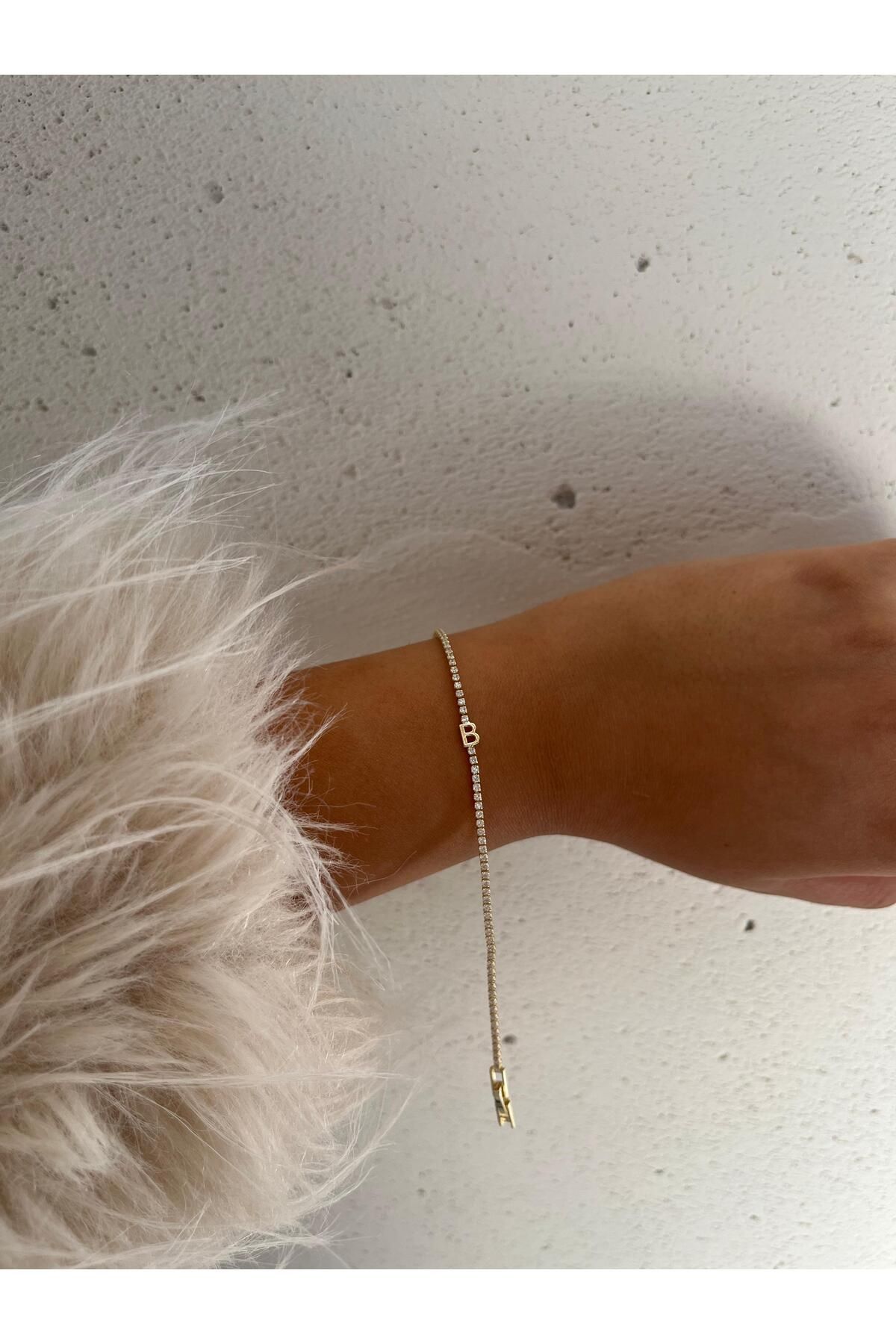 FASHİON JEWELRY Mini Zarif B Harf Bileklik