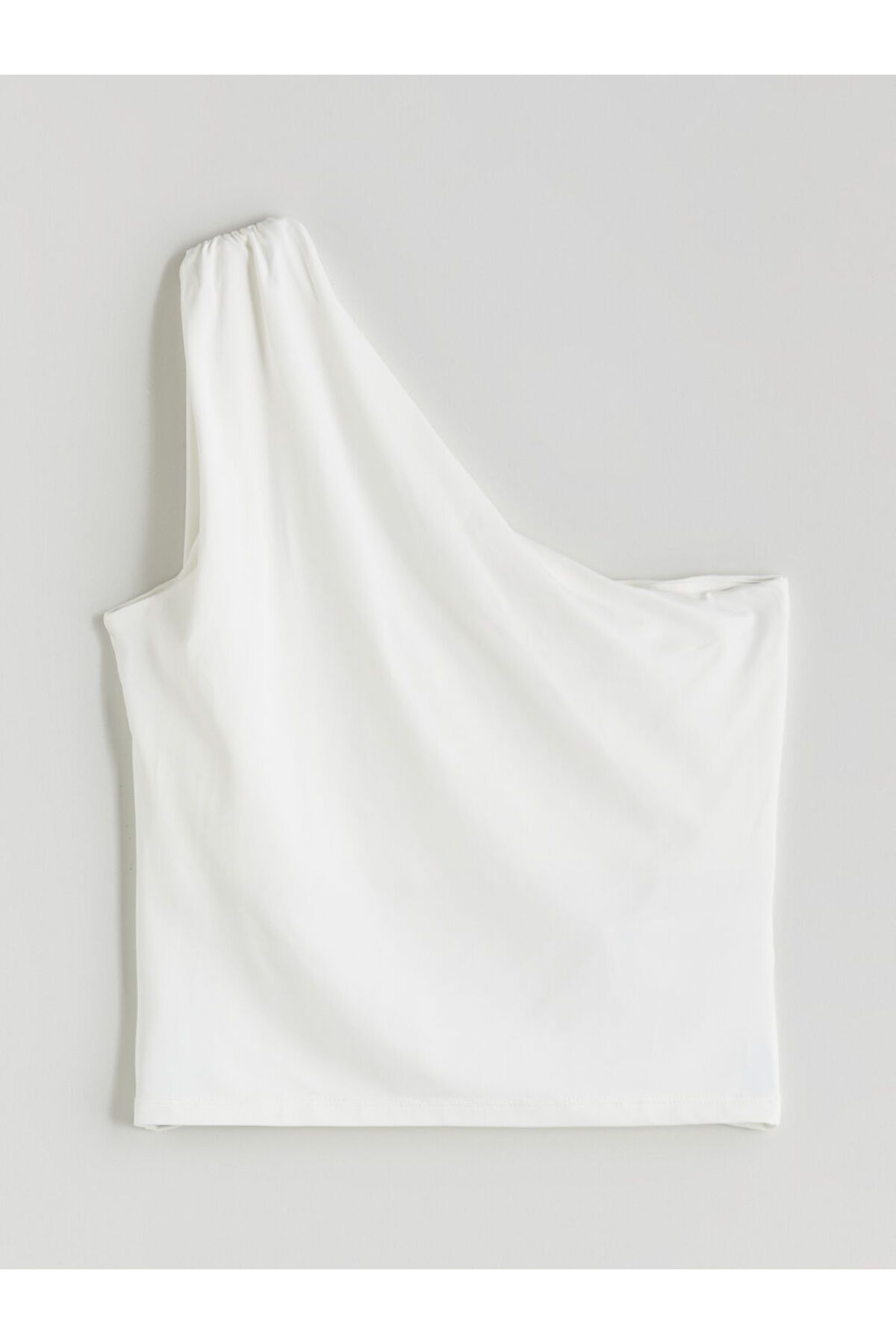 LC Waikiki-Create Your Style from Uzg Store |   One Shoulder Gathered Blouse 1