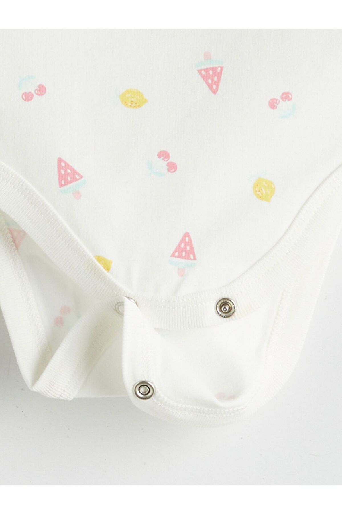 LC Waikiki-Sparkling Selections from Shining Store |   Ecru Crew Neck Basic Baby Girl Set 3 Pieces 7