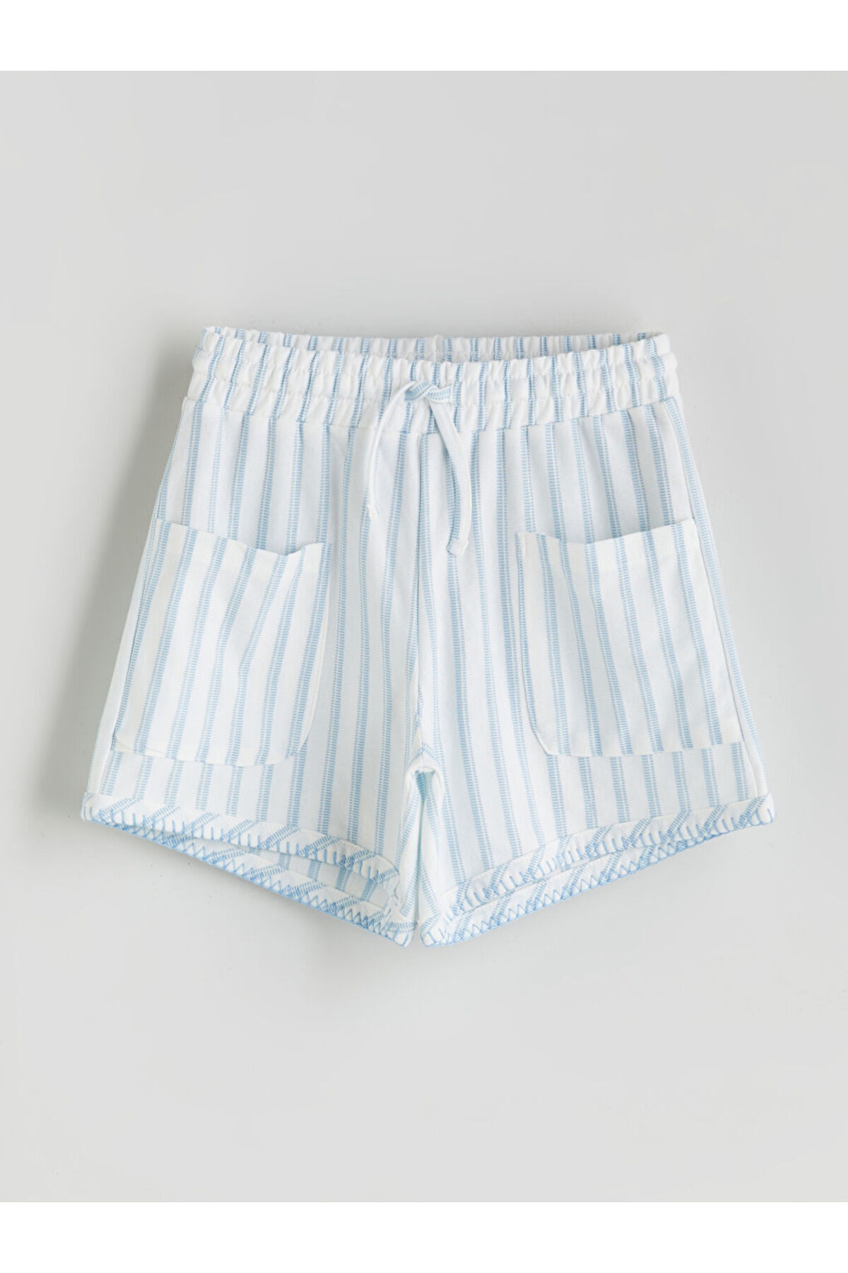 LC Waikiki-Create Your Style from Uzg Store |   Girls' Shorts with Elastic Waist 3
