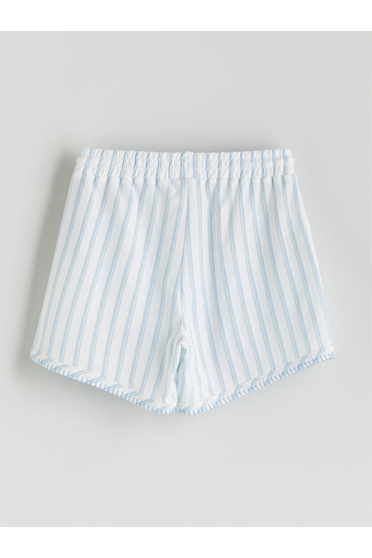 LC Waikiki-Create Your Style from Uzg Store |   Girls' Shorts with Elastic Waist 4
