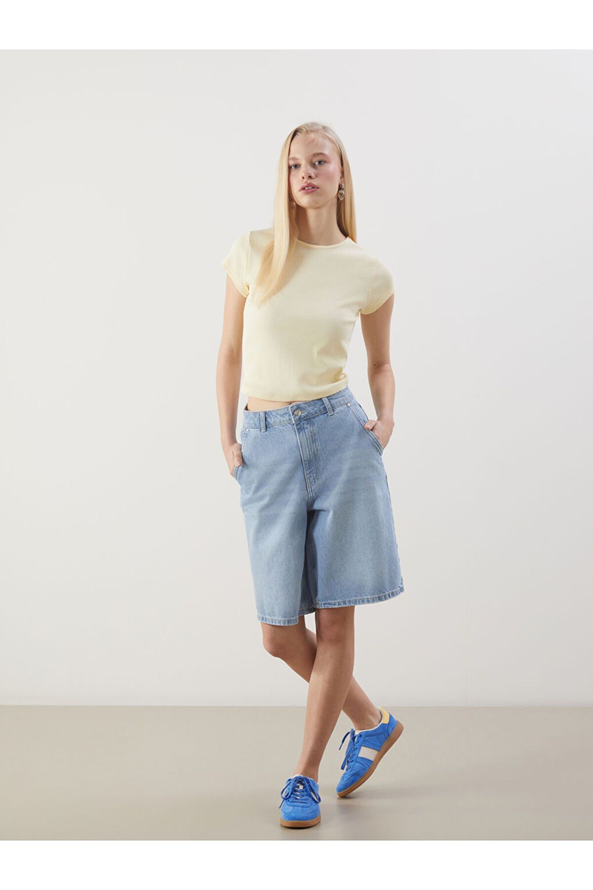 LC Waikiki Bermuda Fit Kadın Jean Şort