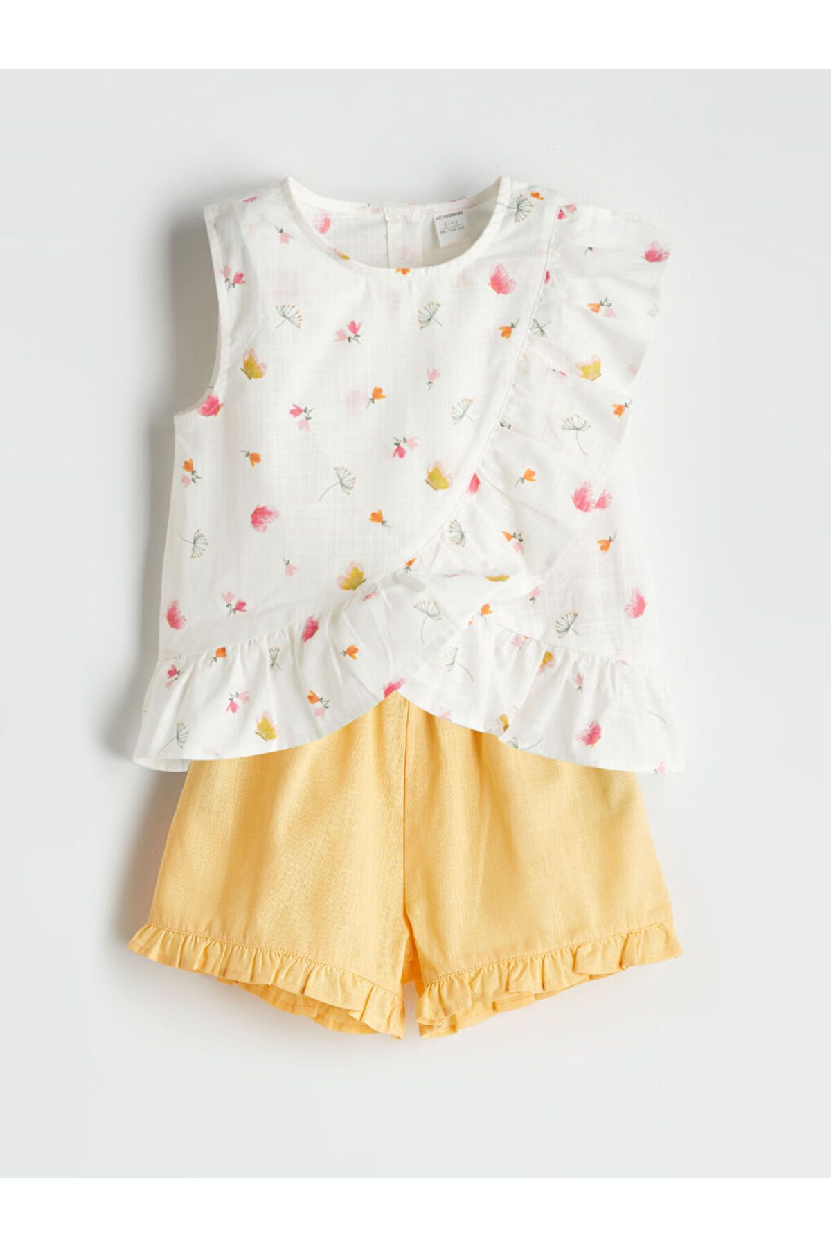 LC Waikiki LCW baby Ekru Çiçekli Kız Çocuk Bluz ve Şort 2'li