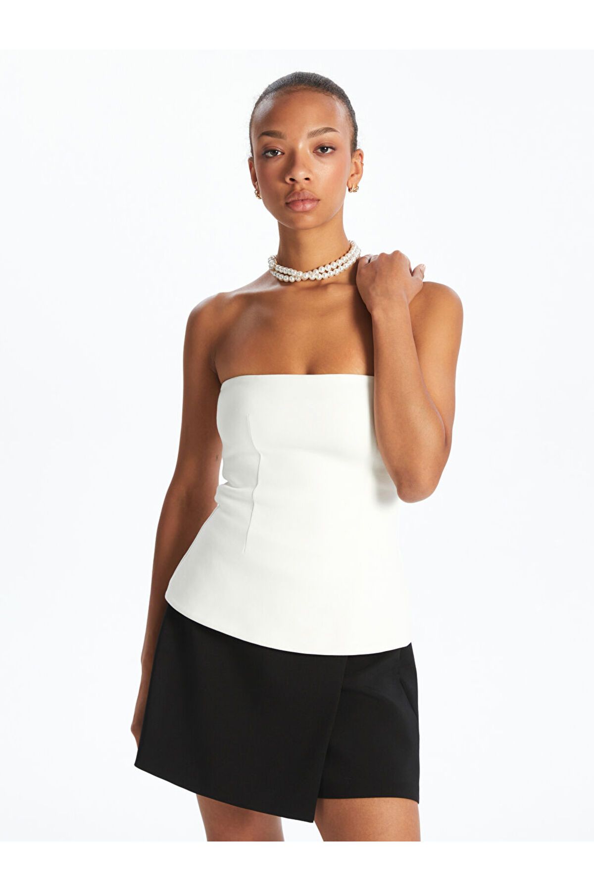 LC Waikiki Yeni Sezon Straplez Yaka Peplum Bluz - S5PA96Z8