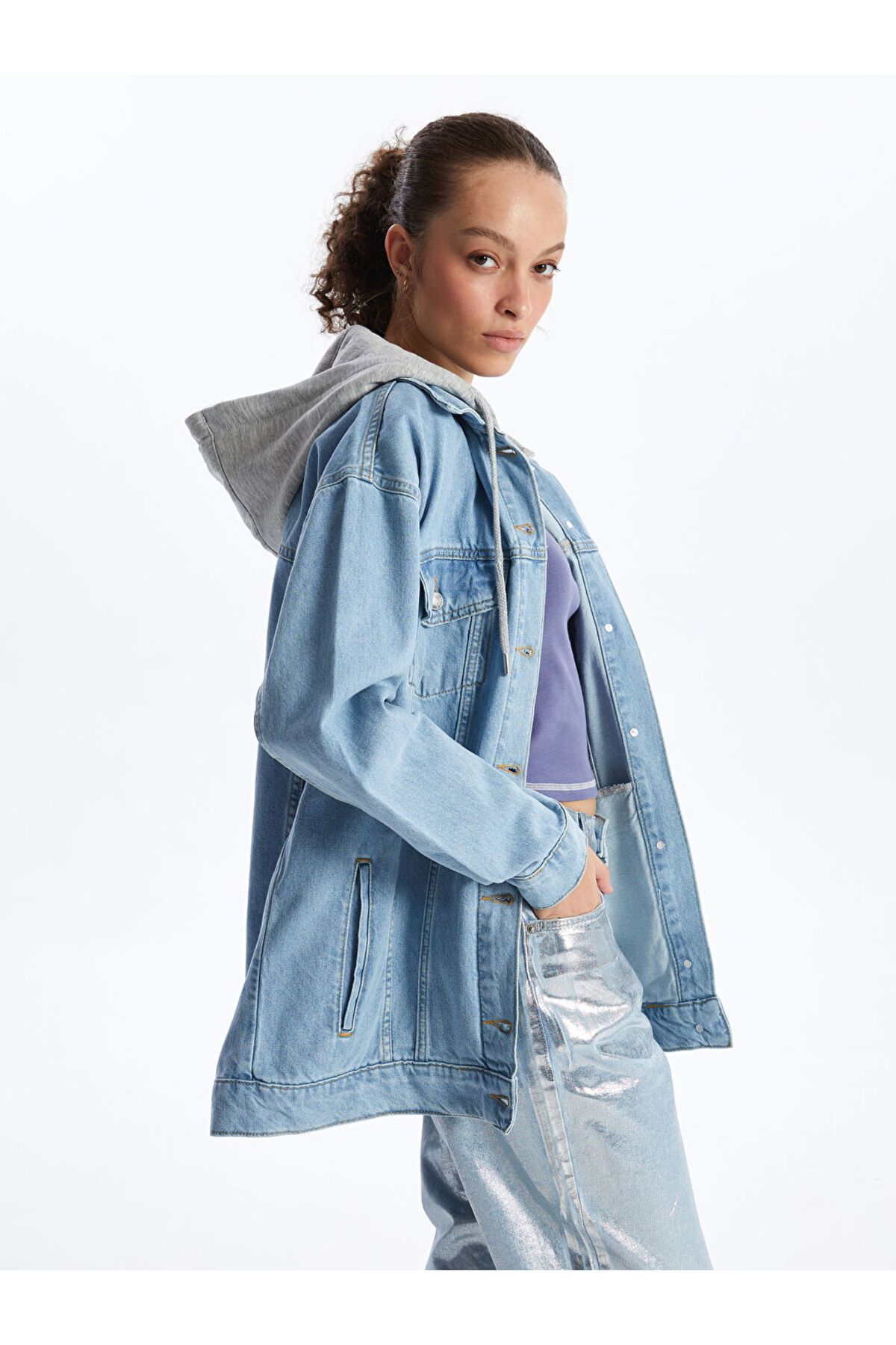 LC Waikiki Kapüşonlu Oversize Kadın Jean Ceket