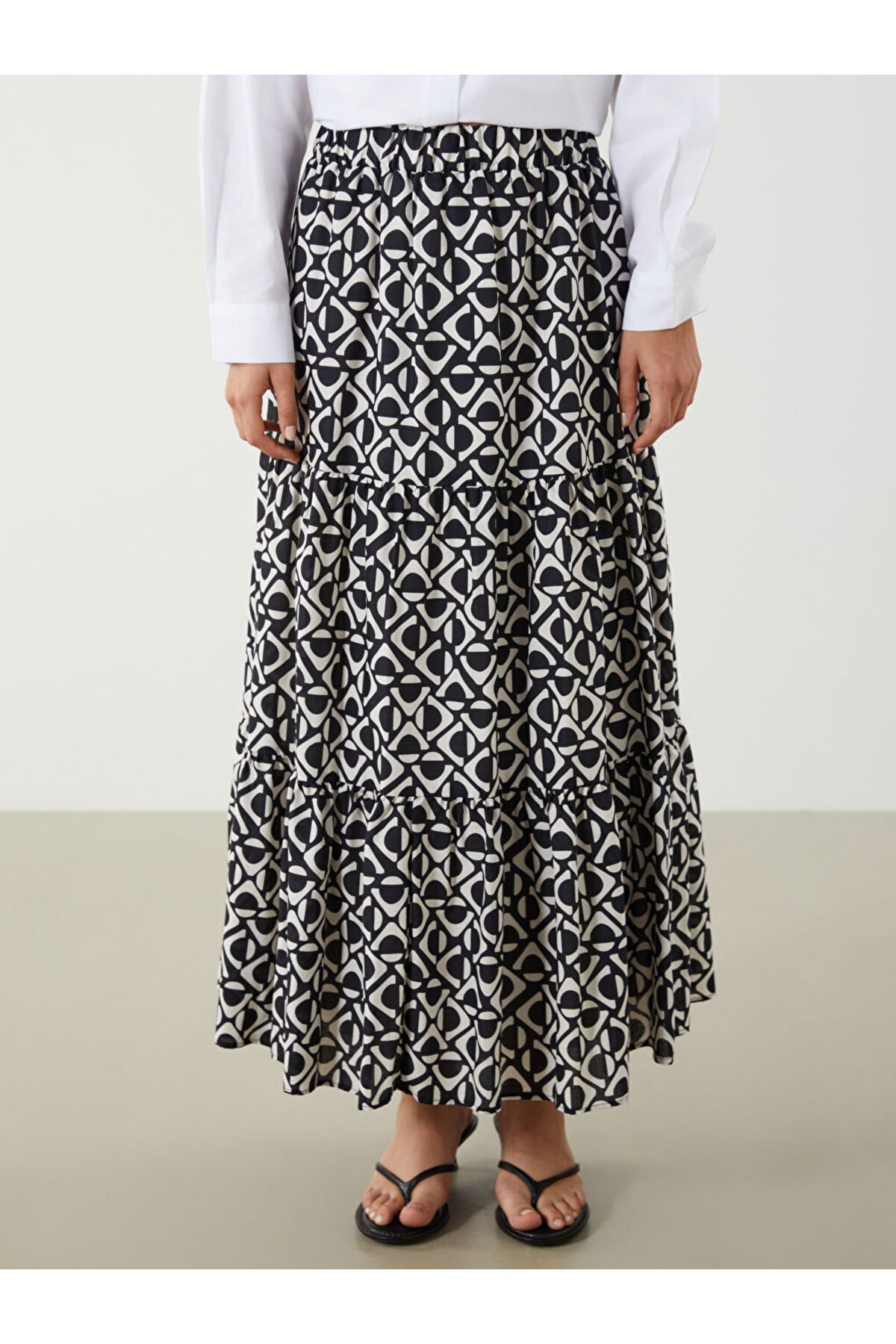 LC Waikiki-Lcw Elastic Waist Patterned Folded Skirt Fast Fashion 3