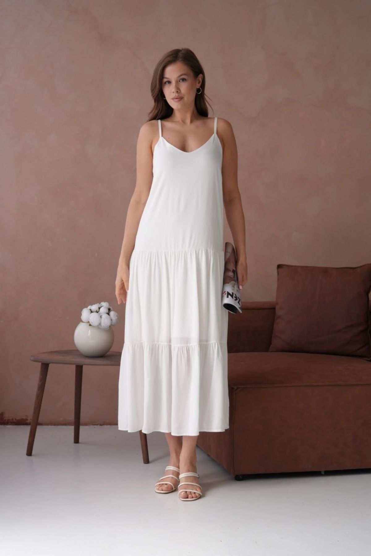 Noi Belis Astarlı Maxi Boy Askılı V Yaka İnce Yazlık Elbise SS25EL0024