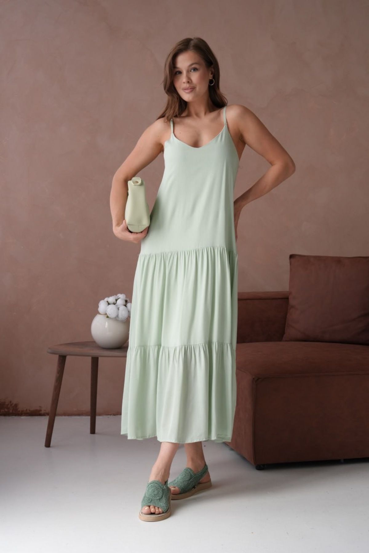 Noi Belis Astarlı Maxi Boy Askılı V Yaka İnce Yazlık Elbise SS25EL0024