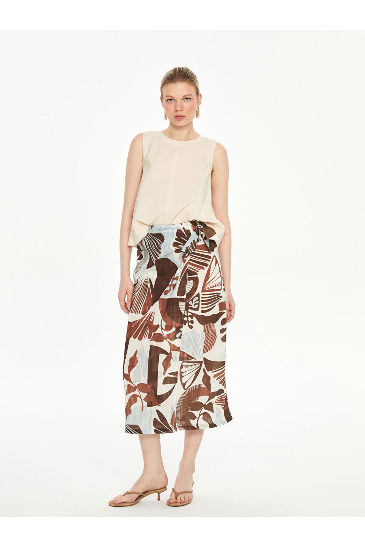 LC Waikiki-Patterned Skirt with Elastic Waist 1