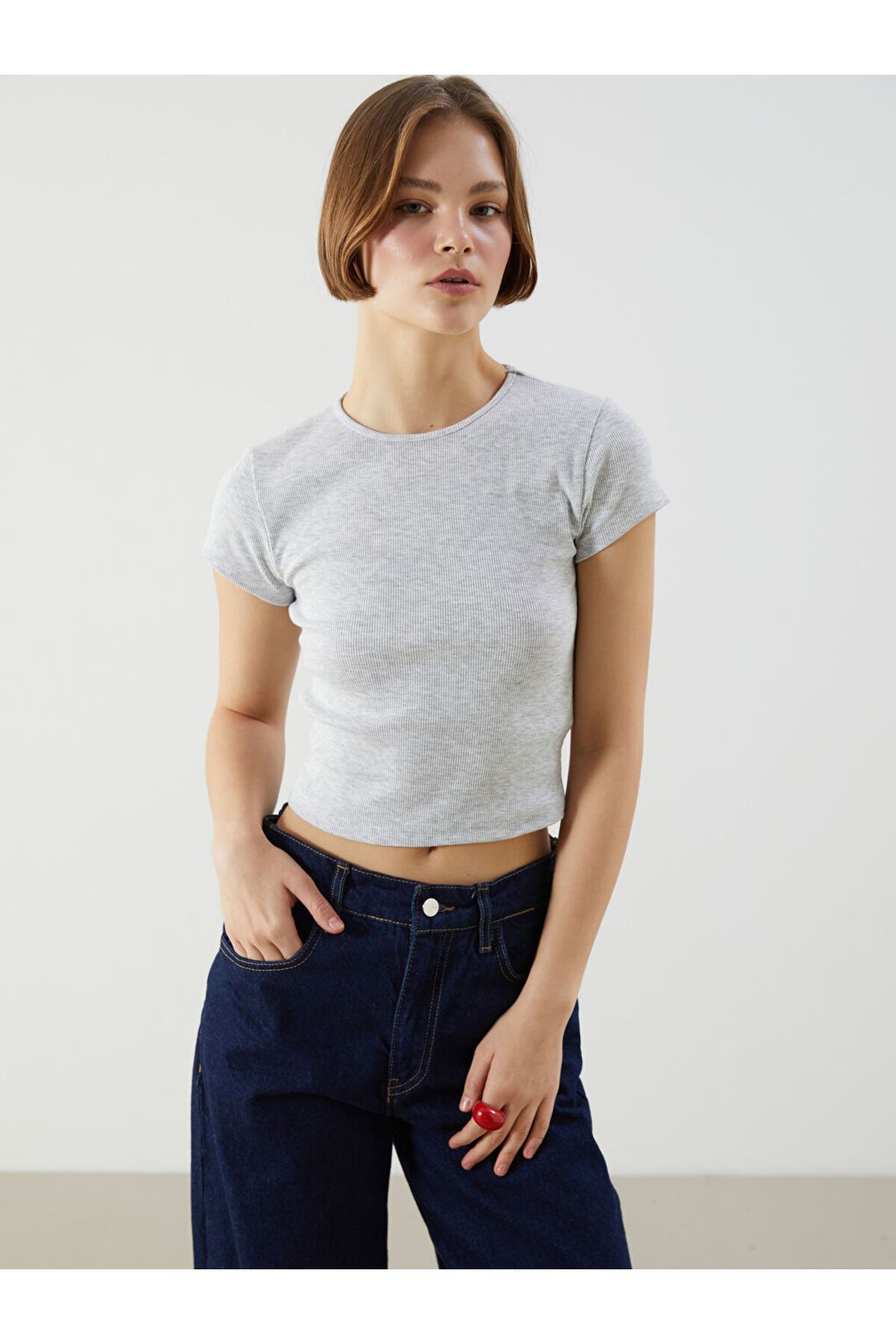 LC Waikiki XSIDE Gri Bisiklet Yaka Dokulu Kadın Crop