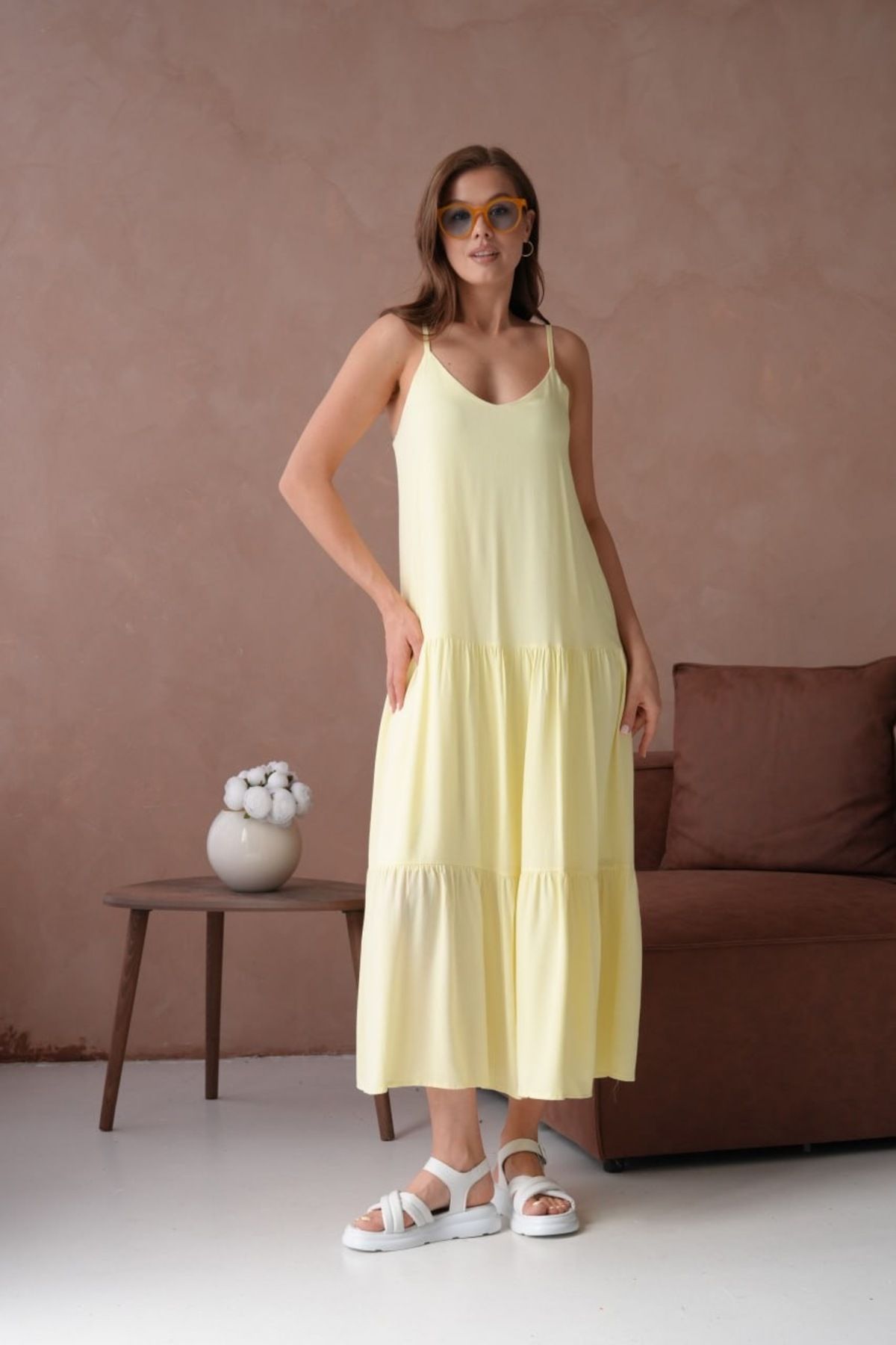 Noi Belis Astarlı Maxi Boy Askılı V Yaka İnce Yazlık Elbise SS25EL0024