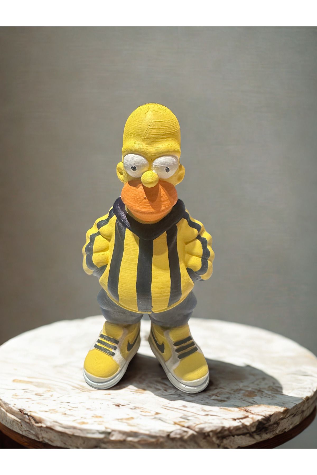 İki Cadı Tasarım Simpson Polyester Biblo, Masaüstü Dekor Ürünü