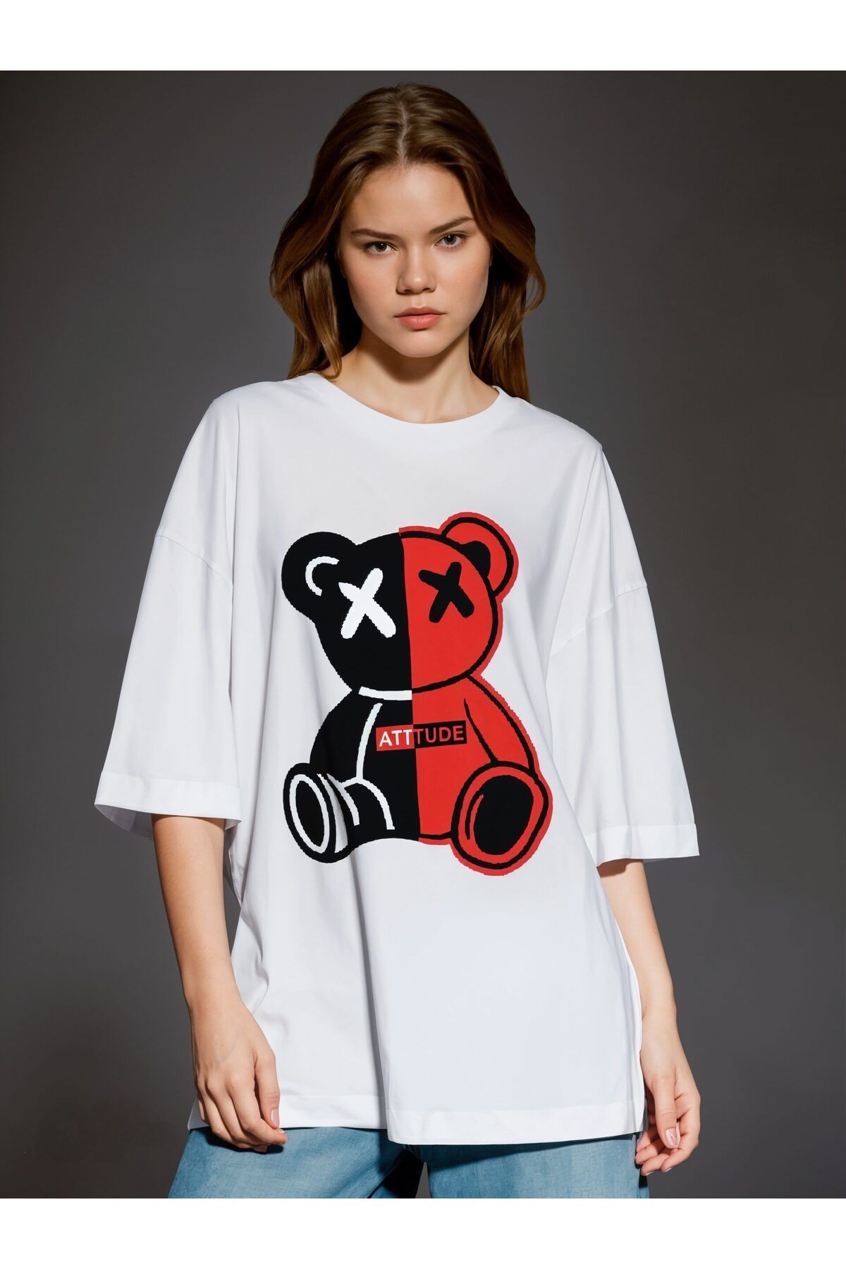 ELNOYA Unisex Pamuklu Beyaz Oversize "Kırmızı Siyah Ayı" Baskılı Bisiklet Yaka Rahat Günlük T-shirt