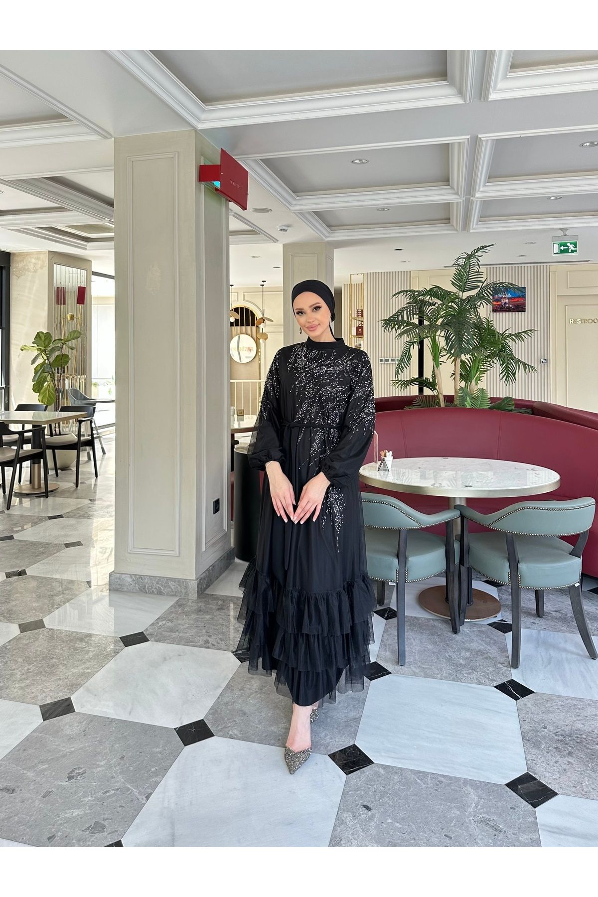 Melisa Boutique By Selma Özkan Taş Baskılı Eteği Fırfır Detaylı Tül Elbise