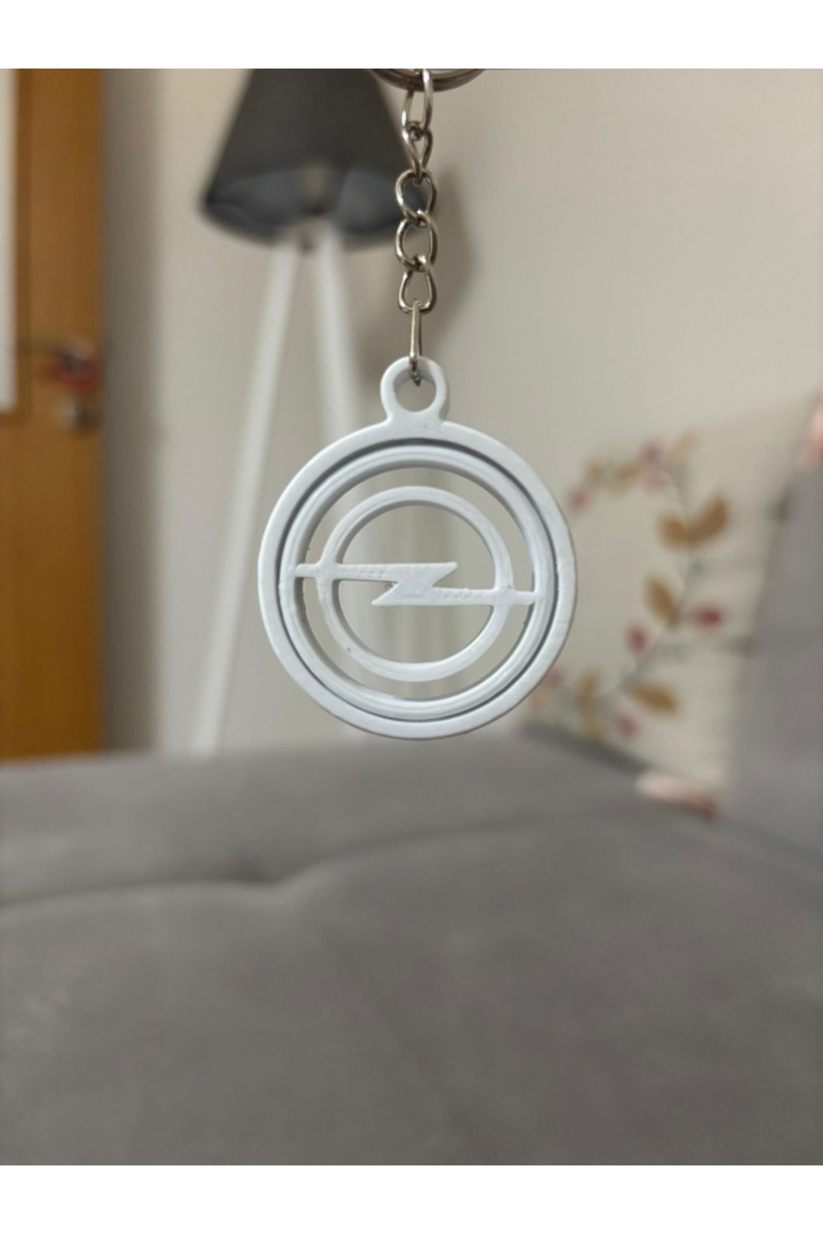 weARSwe Opel Marka Hareketli Anahtarlık