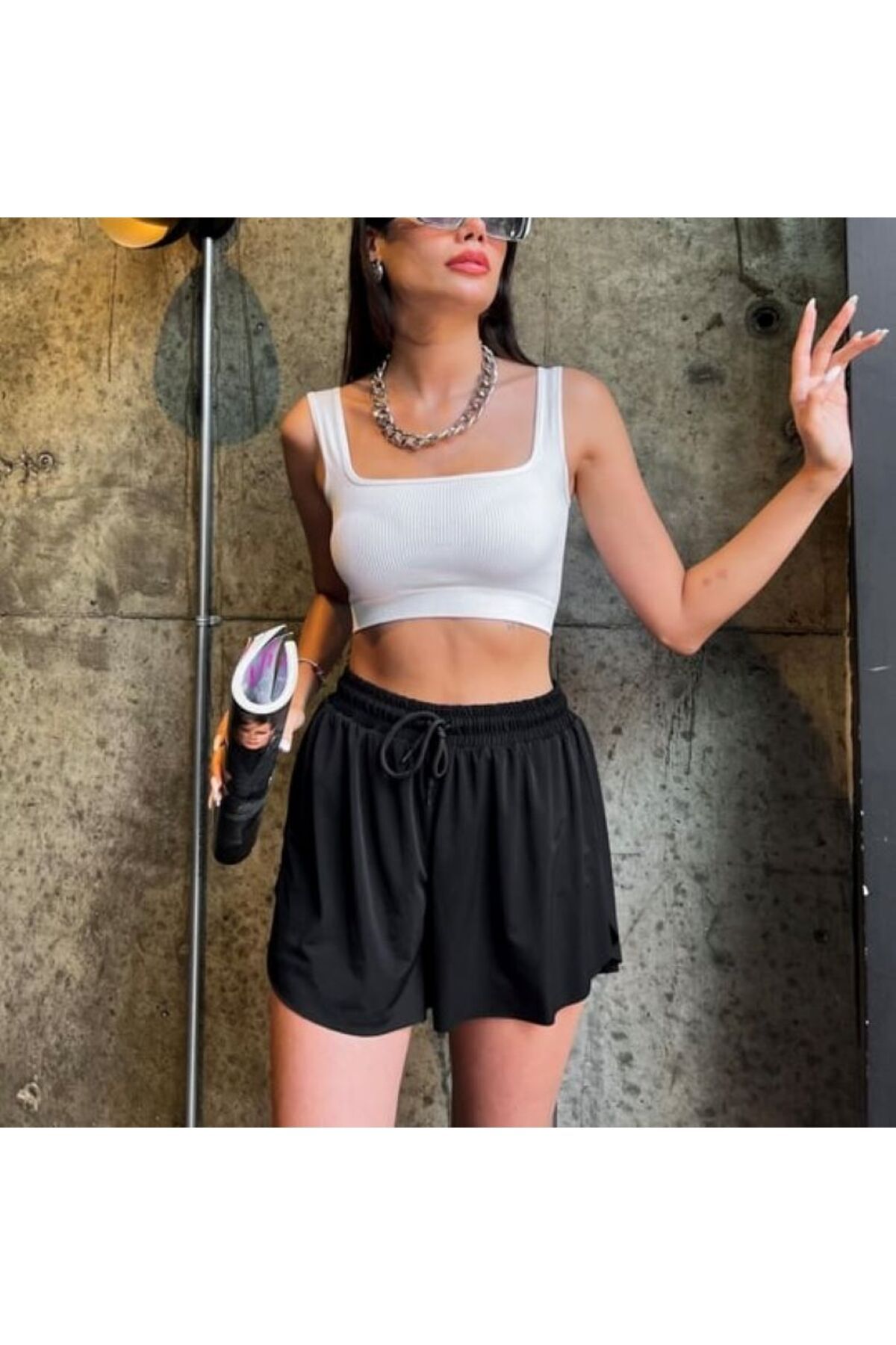 Leila İÇİ TAYTLI ŞORT