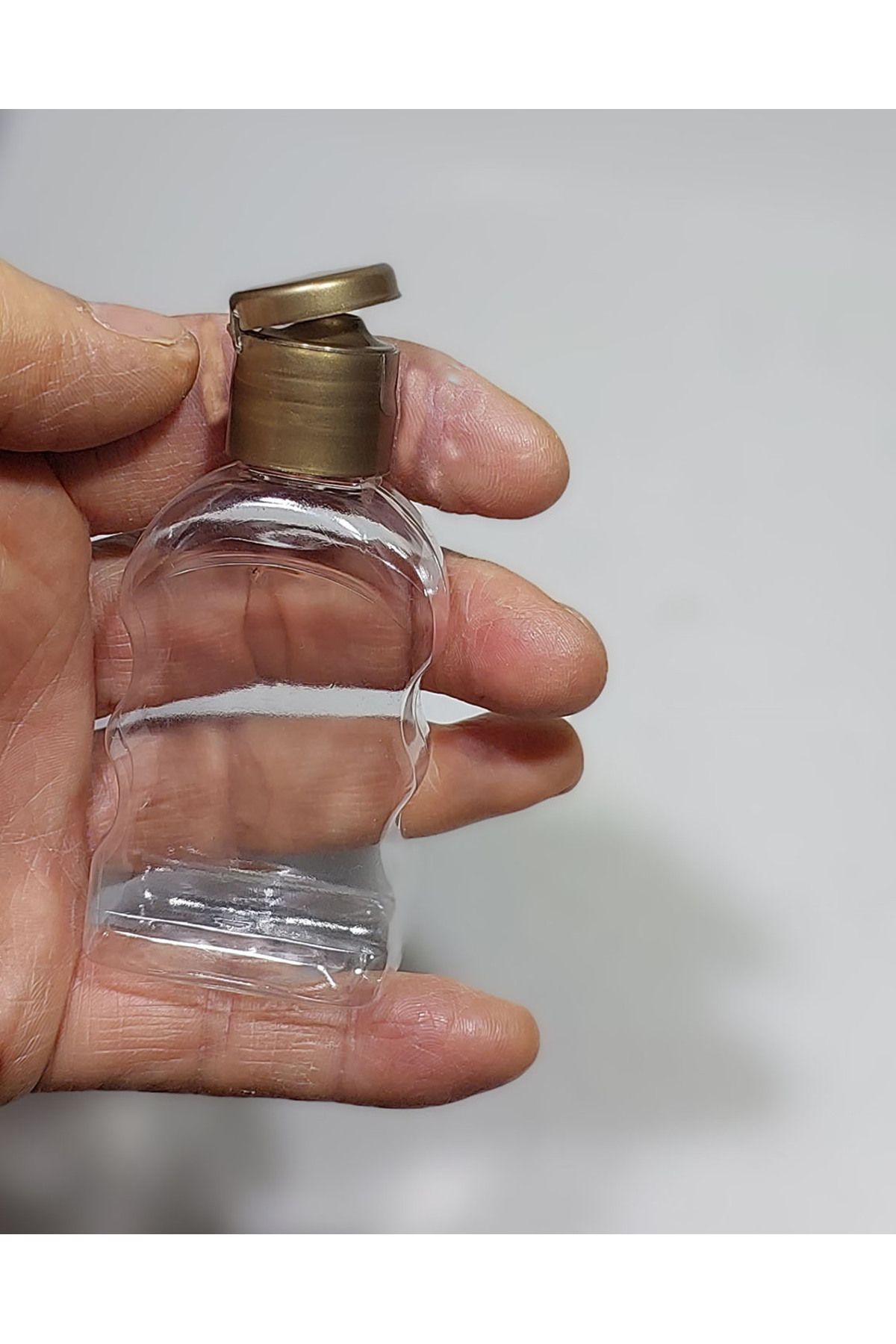 Durucam 50 Adet Boş Şişe Kolonya Şişesi gold renk tıpalı kapaklı Dolabilir Cep plastik Parfüm Şişesi 50ml
