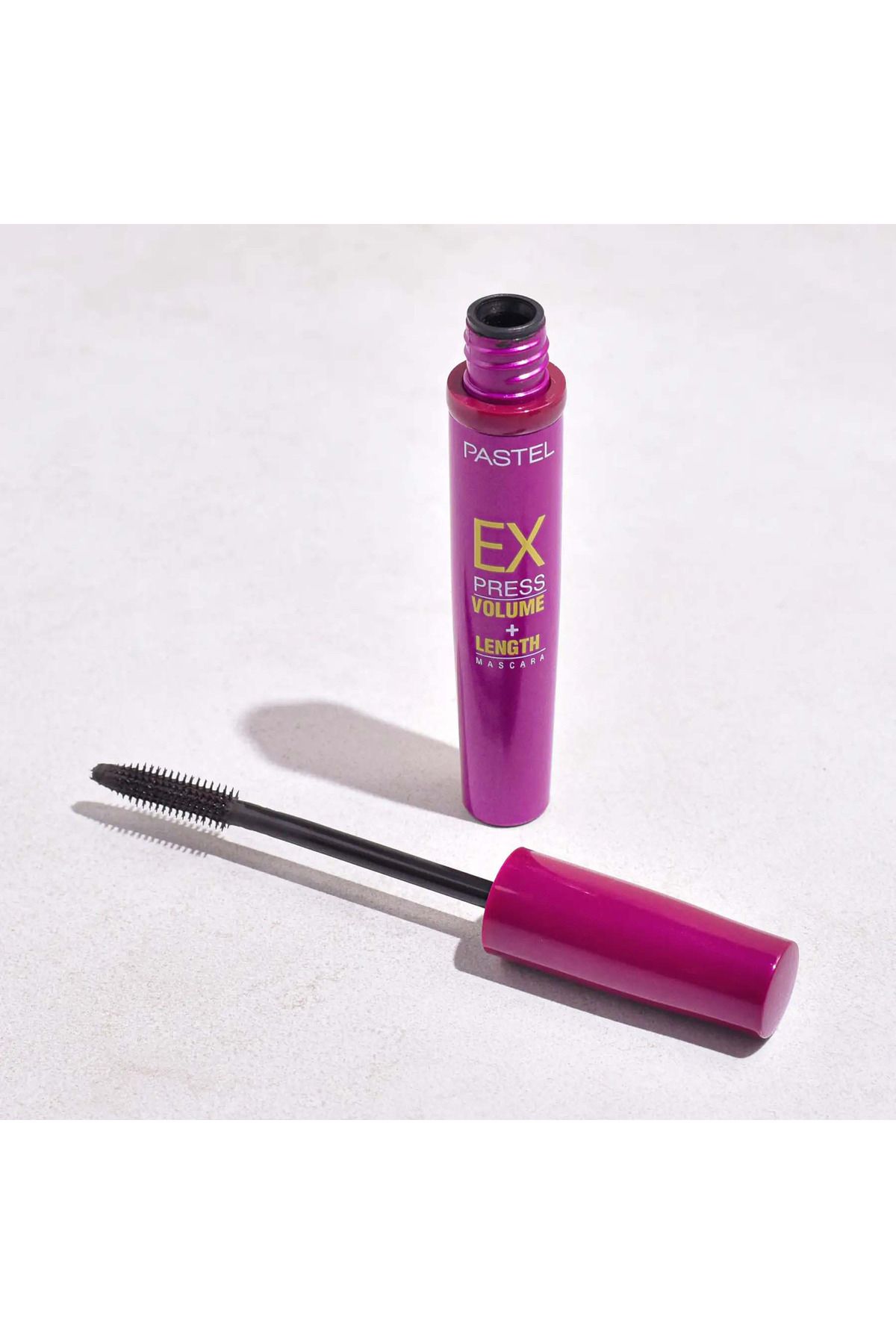 Pastel-Pastel Express Volume and Length Mascara 1