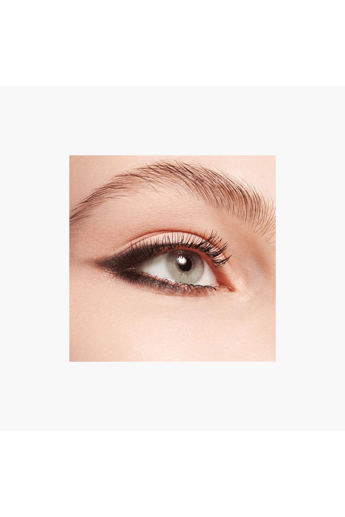 Essence-Essence Soft Touch Eyeshadow Palette 4
