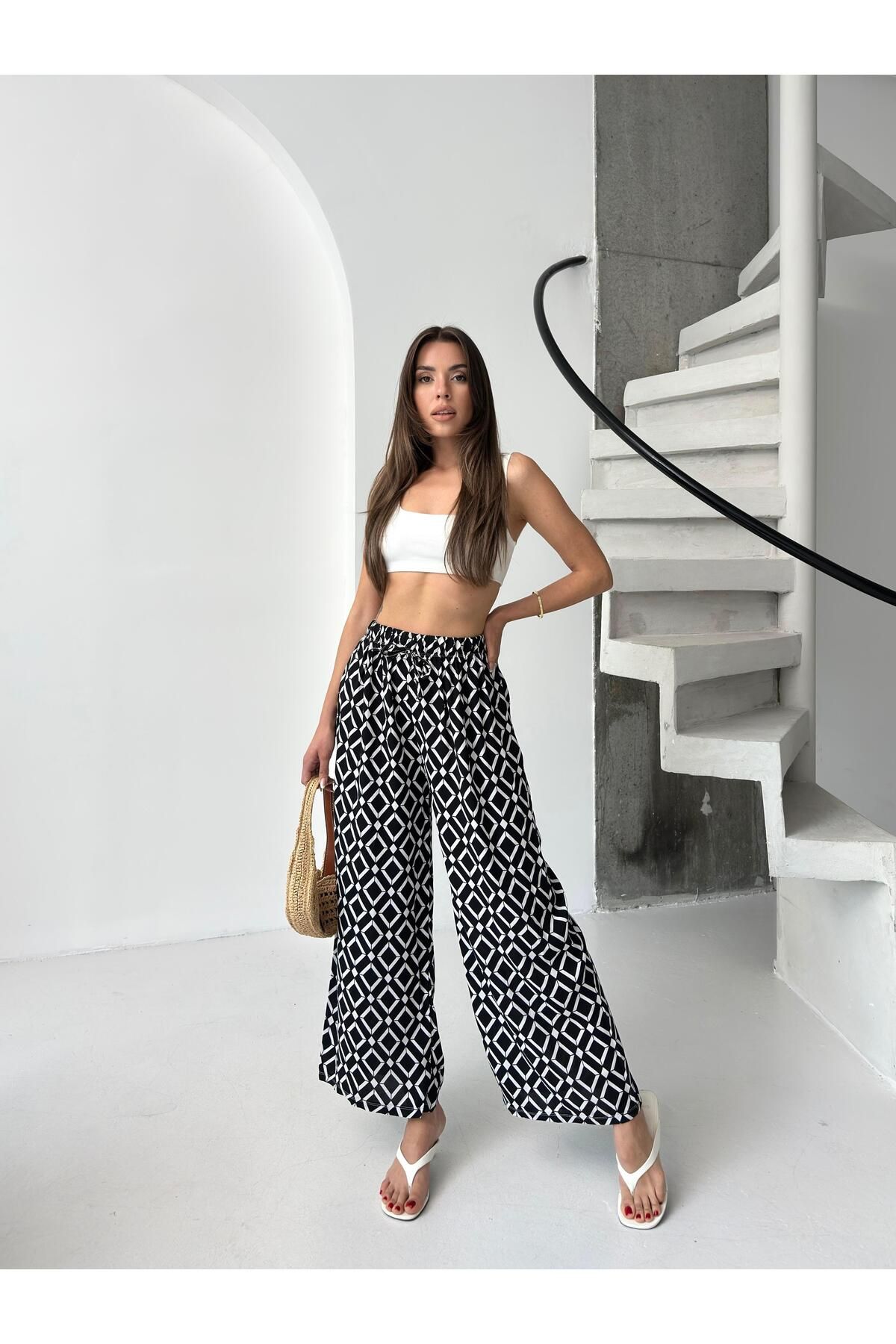Jeevee Siyah Geometrik Desenli Bol Paça Pantolon