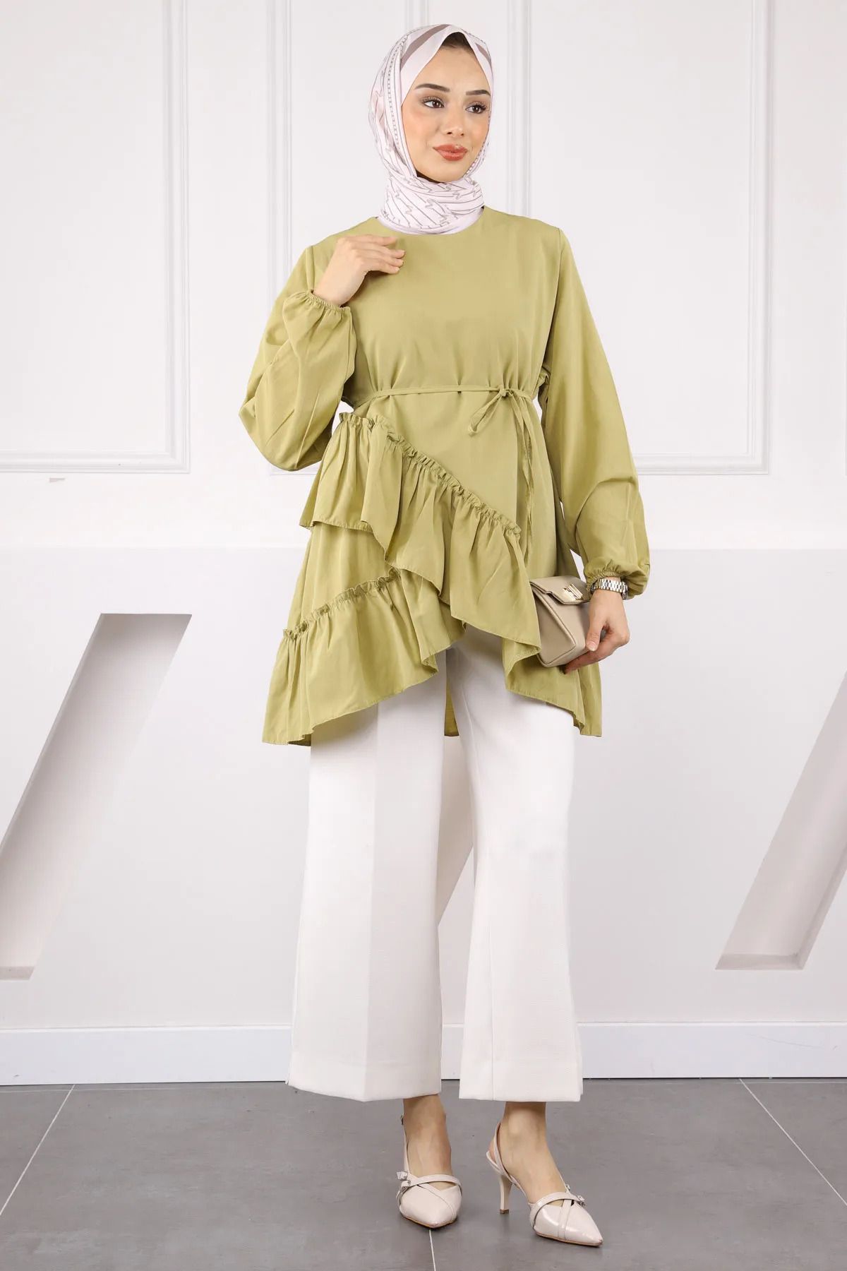 Butik Eteği Katlı Fırfırlı Tunik