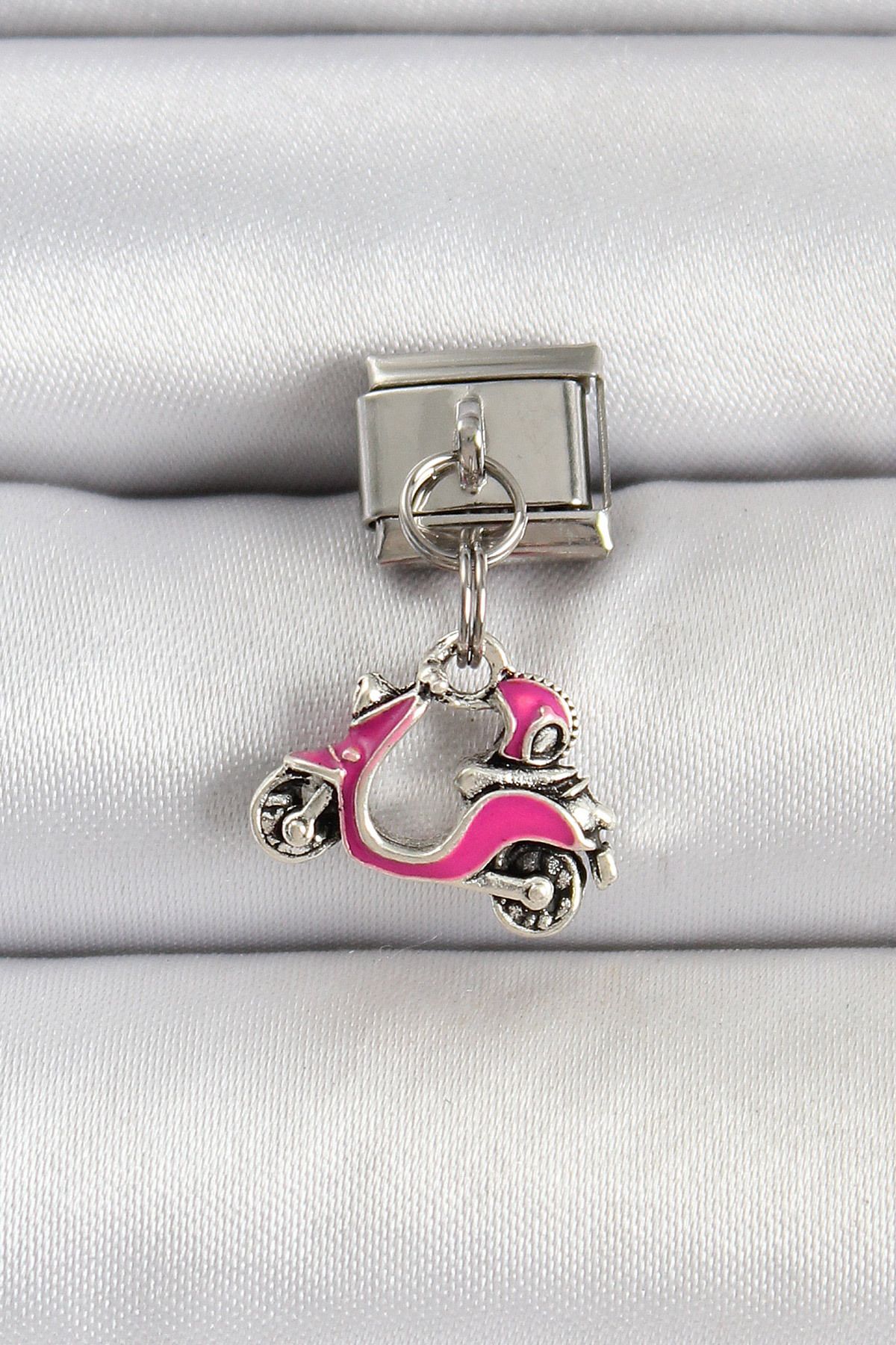 Goşenefmafe 316L Çelik Gümüş Renk Pembe Scooter Model Nomination Charm