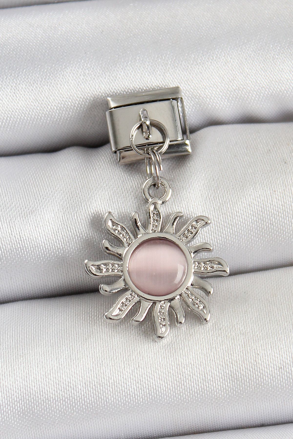 ENGSTORE 316L Çelik Sallantılı Zirkon Taşlı Güneş Model Gümüş Renk Nomination Charm