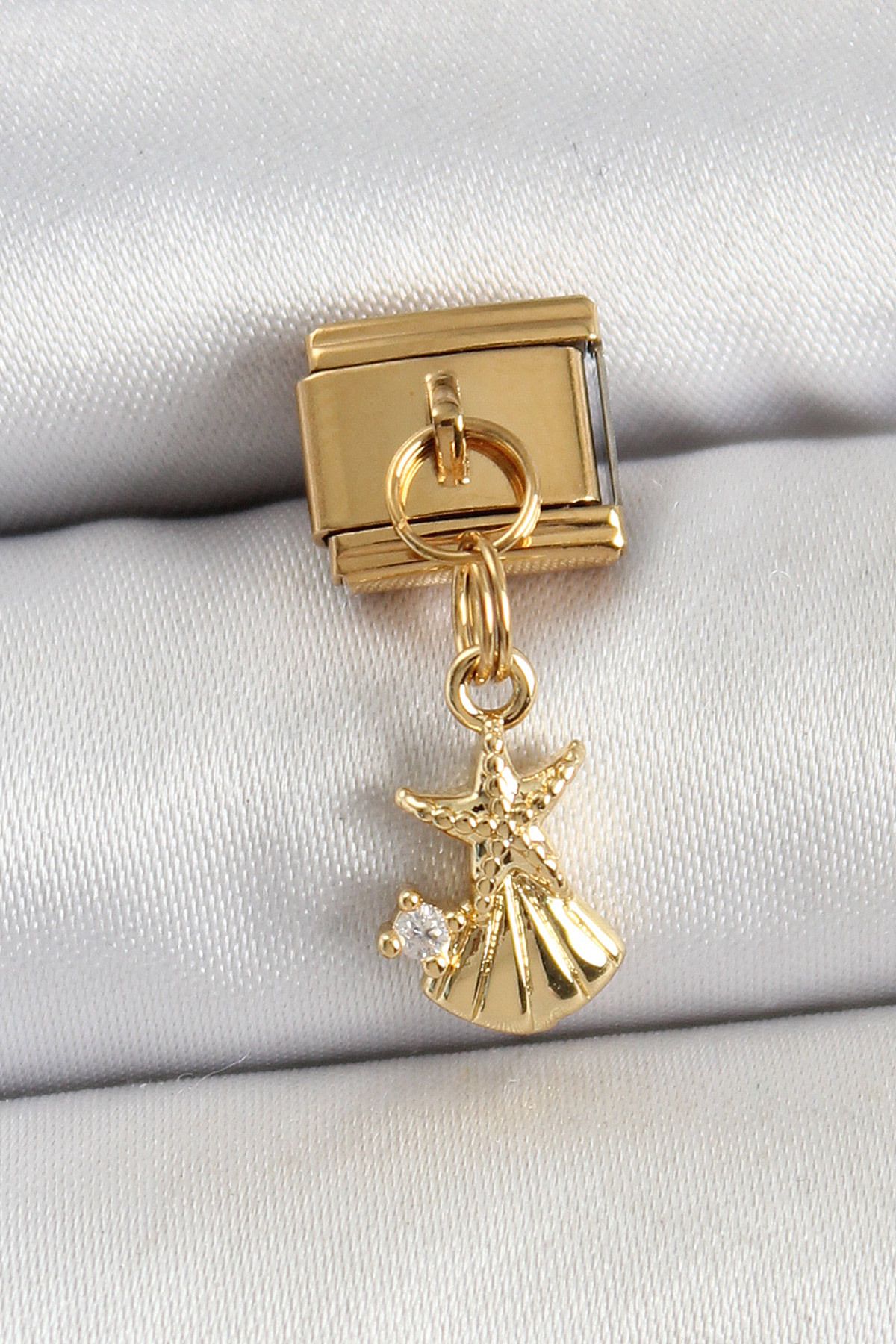 ENGSTORE 316L Çelik Sallantılı Zirkon Taşlı Deniz Yıldızı Ve İstiridye Model Gold Renk Nomination Charm