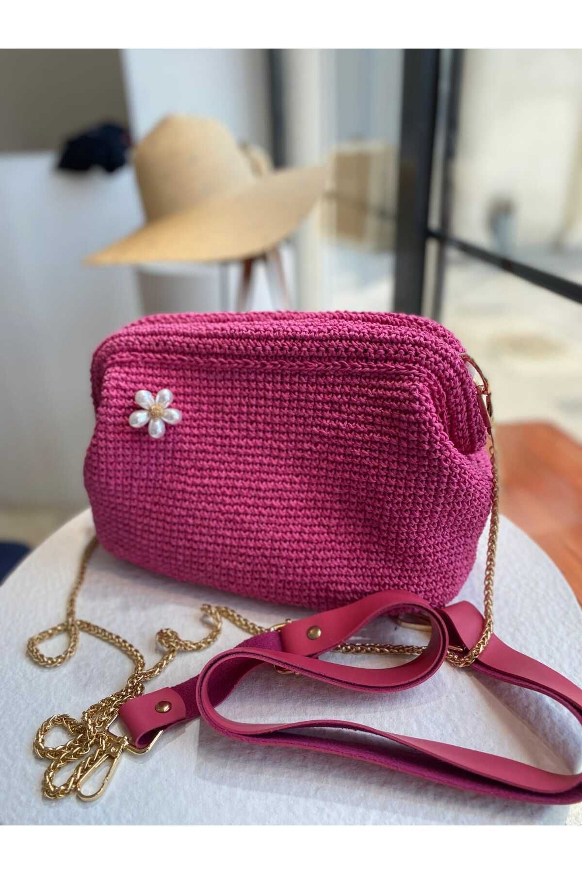 ZeynepKeskinDesign Broş Aksesuarlı HASIR Kadın El ve Omuz Çantası,Plaj Çantası, portföy clutch, uzun askısı mevcuttur