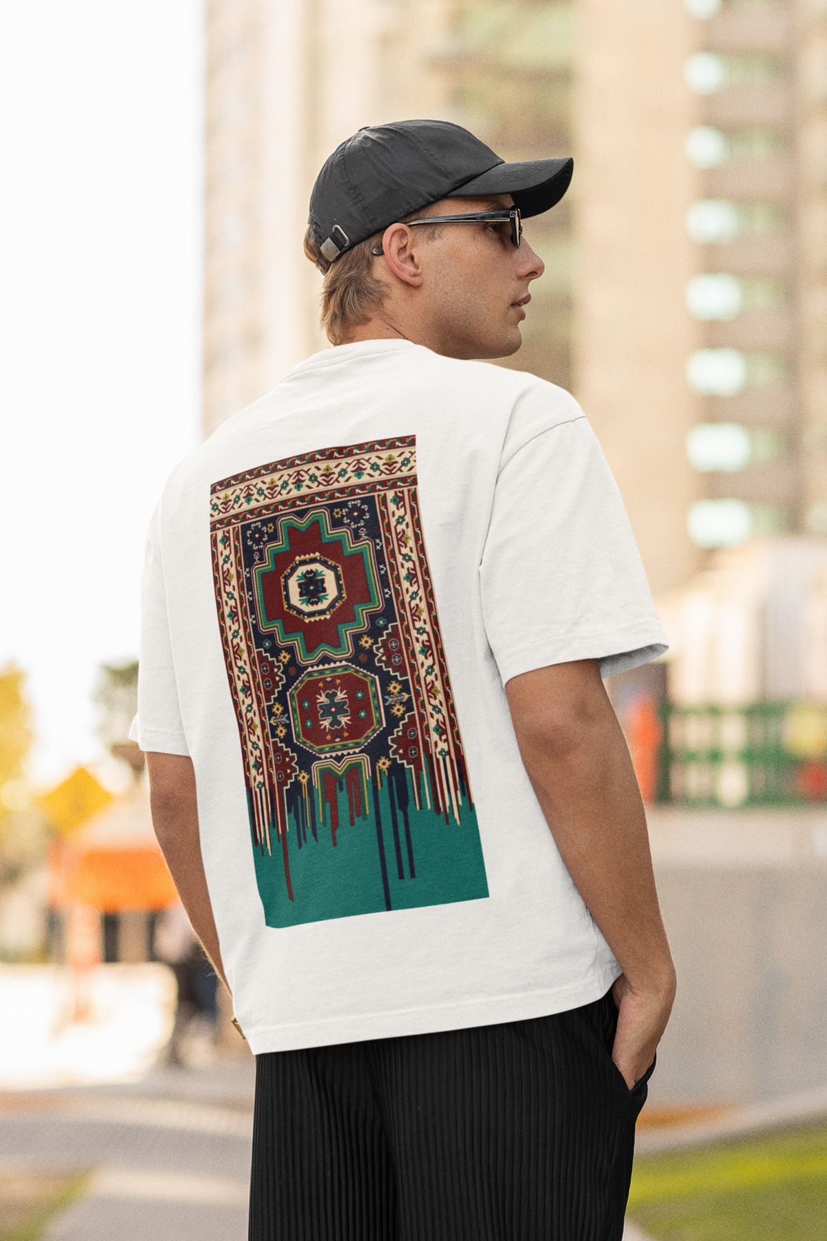 MAGORS BLUE MOTIF SIRT BASKILI BİSİKLET YAKA PAMUKLU OVERSIZE KALIP KISA KOLLU ERKEK TSHIRT