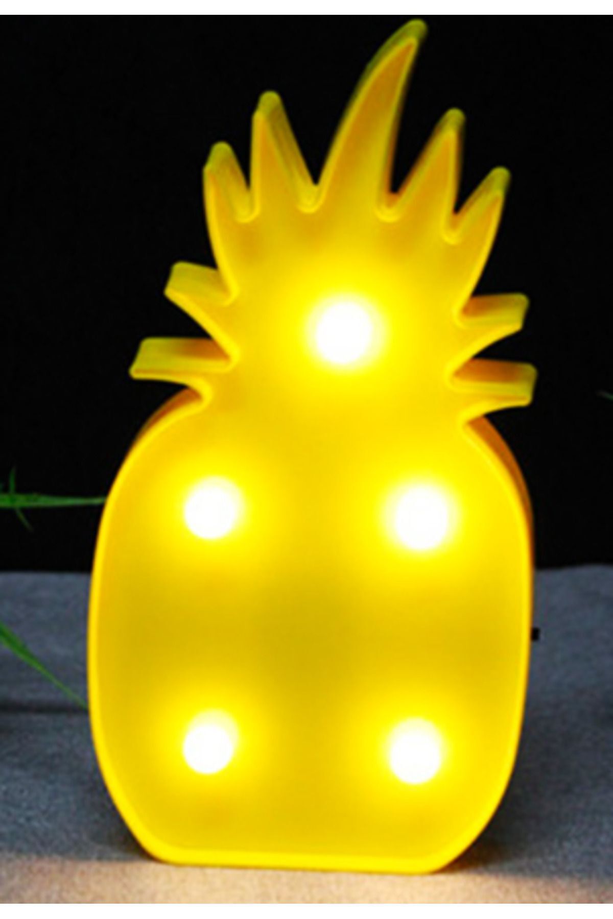 SerenityHaven Led Işıklı Ananas Gece Lambası Dekoratif Led Aydınlatma