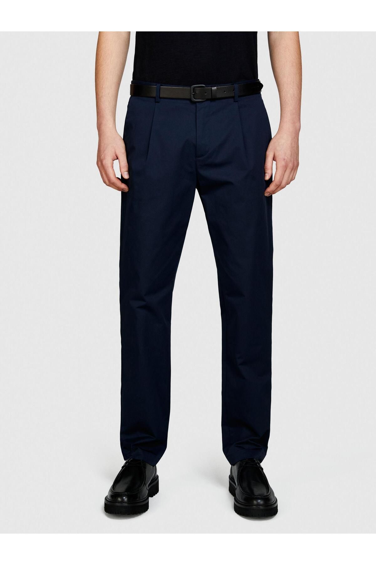 Sisley %100 Pamuk Önü Pileli Dar Paça Pantolon Erkek Lacivert Pantolon - 324P4FBHSF03U