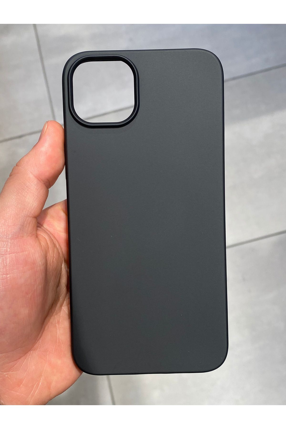 Mee.co İphone 14 ve 15 Plus Uyumlu İçi Kadife Koruyucu Lansman Silikon Kılıf