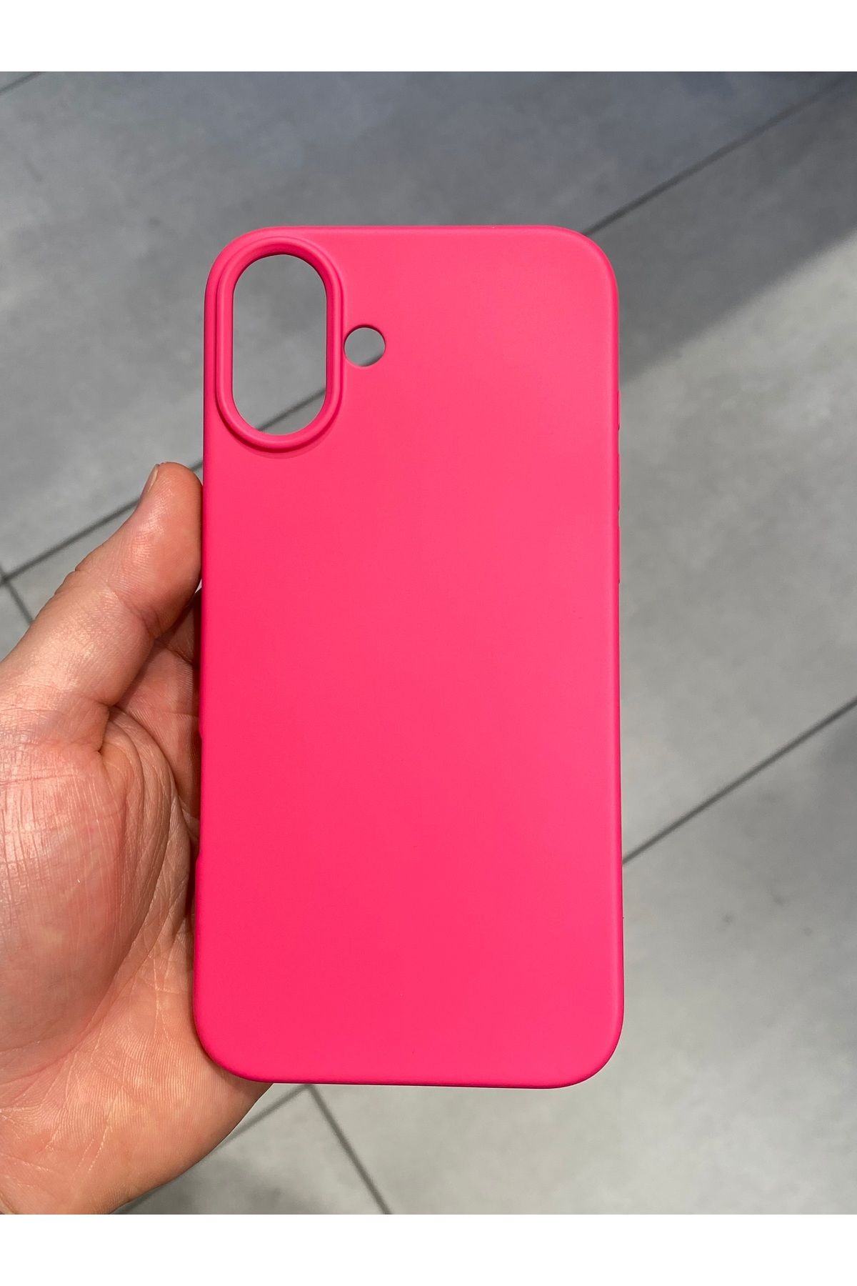 Mee.co İphone 16 Plus Uyumlu İçi Kadife Koruyucu Lansman Silikon Kılıf