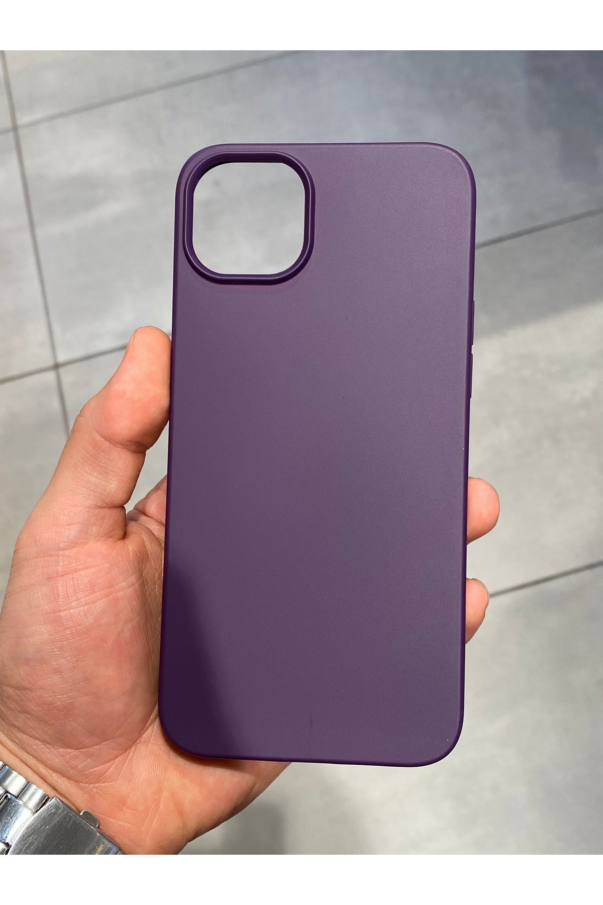 Mee.co İphone 14 ve 15 Plus Uyumlu İçi Kadife Koruyucu Lansman Silikon Kılıf