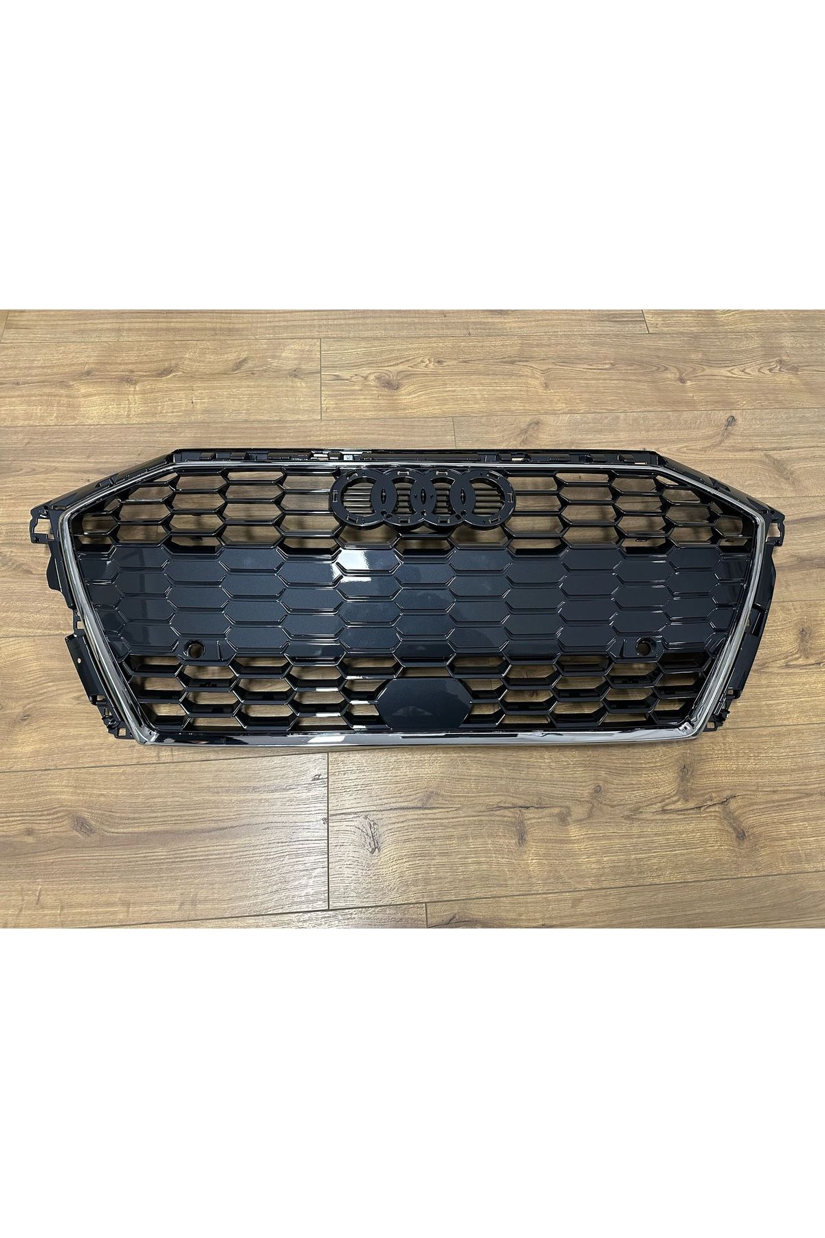 BİZİMPARÇA AUDİ A3 2021- ÖN PANJUR (AVRUPA VERSİYON-SENSÖRLÜ) UYUMLU OEM NO: 8Y0853651B/A/E RN4