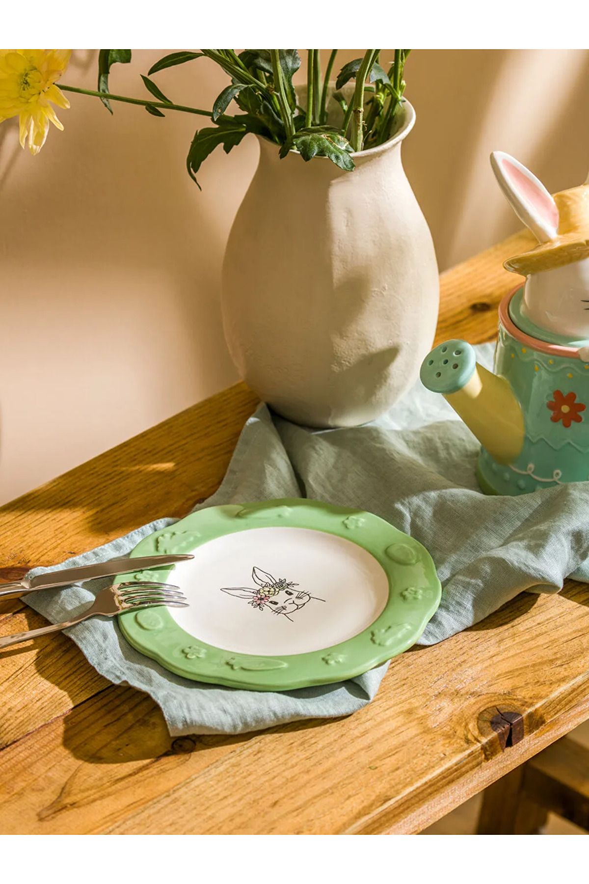 LC Waikiki LCW HOME Karişik Tavşan Baskılı Seramik Tabak 18 cm