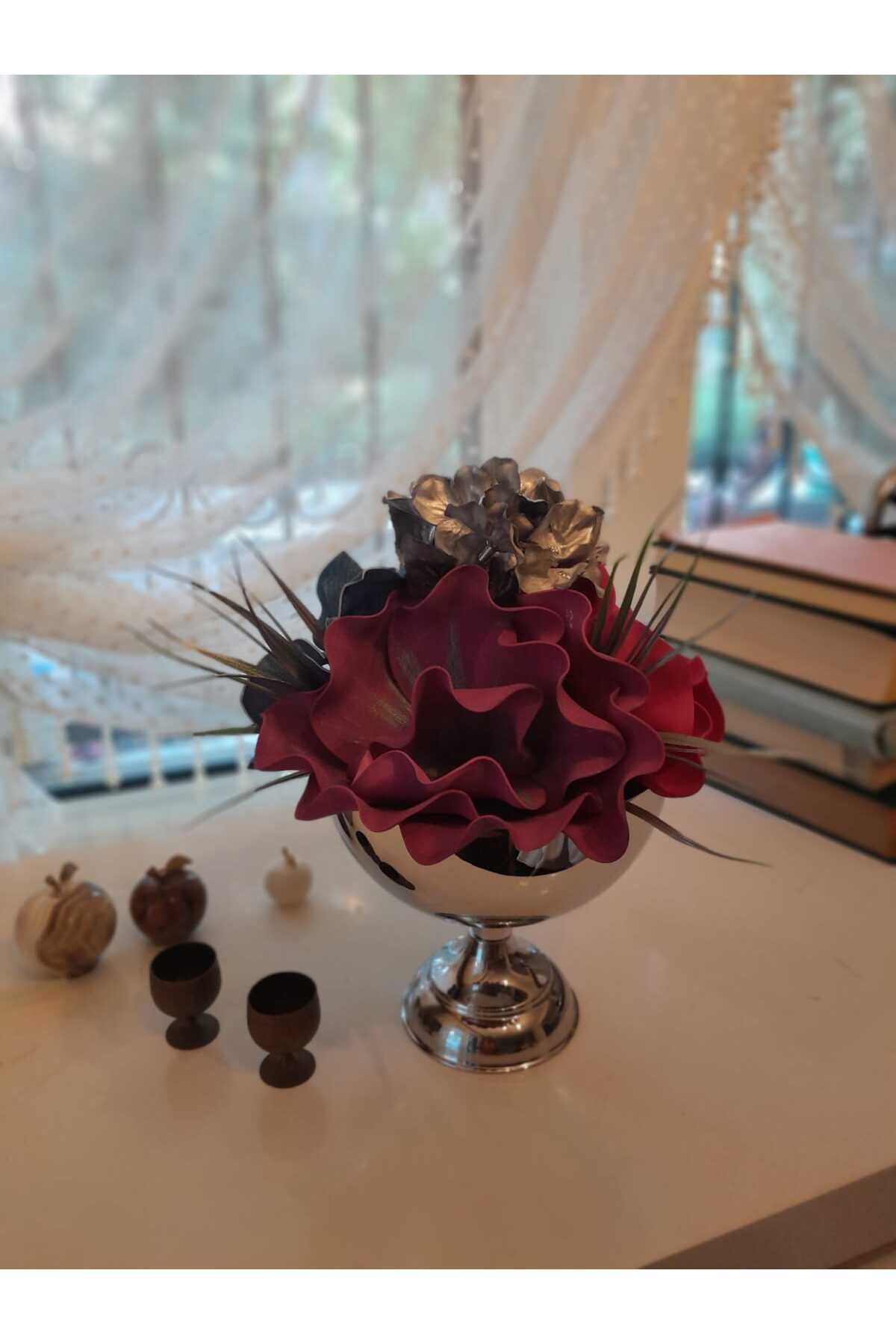 Hatem dekor flower Ayaklı büyük boy metalik gümüş vazoda tasarlanmış letax aranjman yapay çiçek dekoratif hediyelik