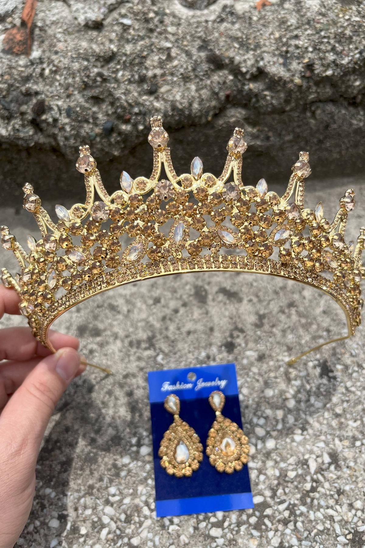 Hobigram Catalina Gold Gelin Kına Tacı Özel Gün Aksesuar Kadın Taç Ve Damla Mekik Küpe Takımı