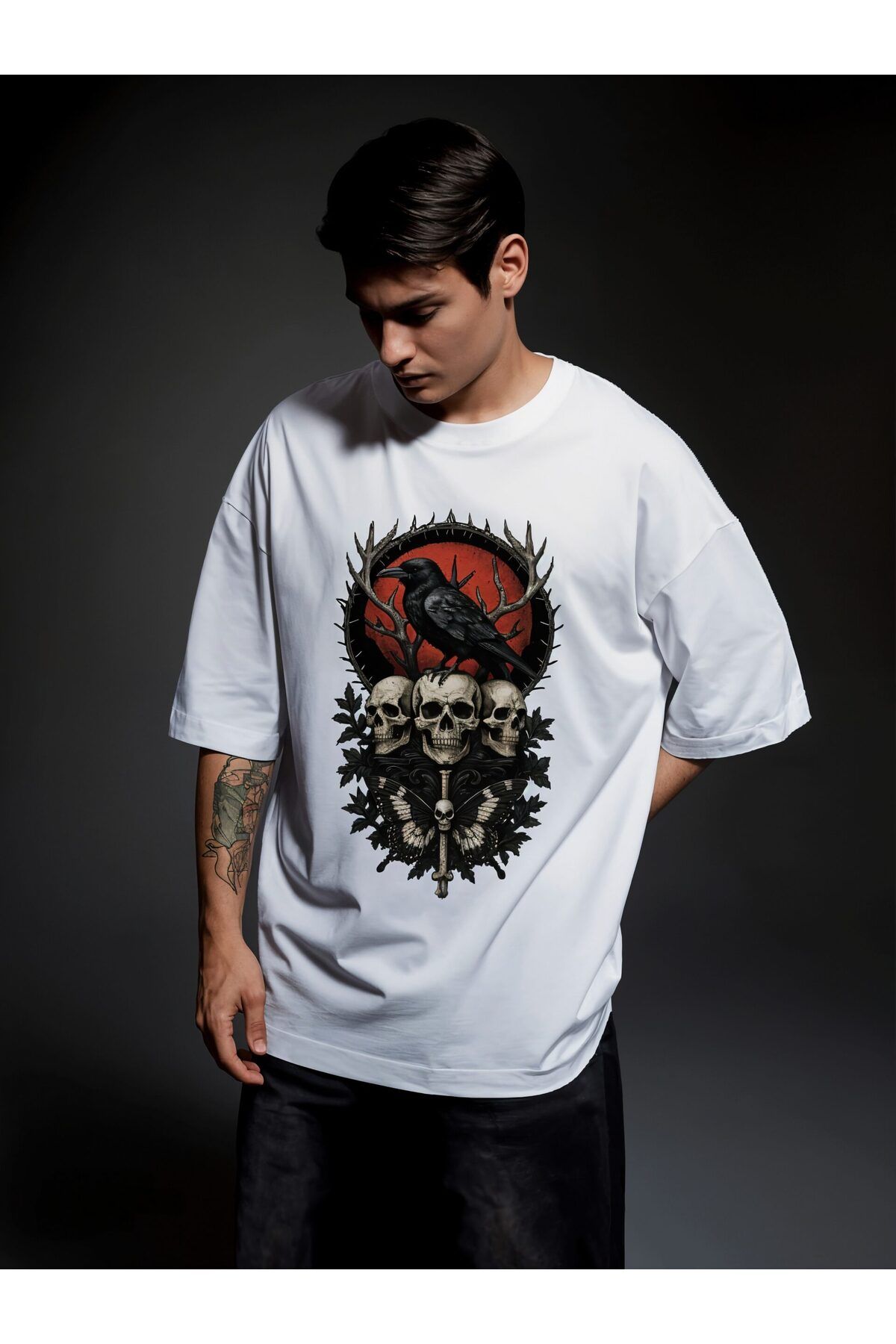 ELNOYA Unisex Pamuklu Beyaz Oversize "Karga Krallığı" Baskılı Bisiklet Yaka Rahat Günlük T-shirt