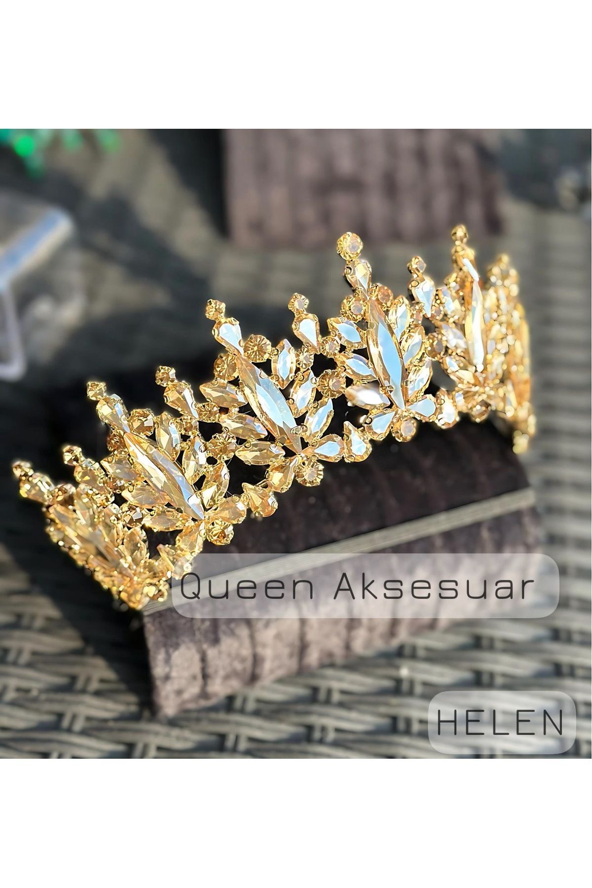QUEEN AKSESUAR Helen aurelia altın kristal taşlı lüks tasarım nişan gelin tacı metal taç yüksek otantik motifli