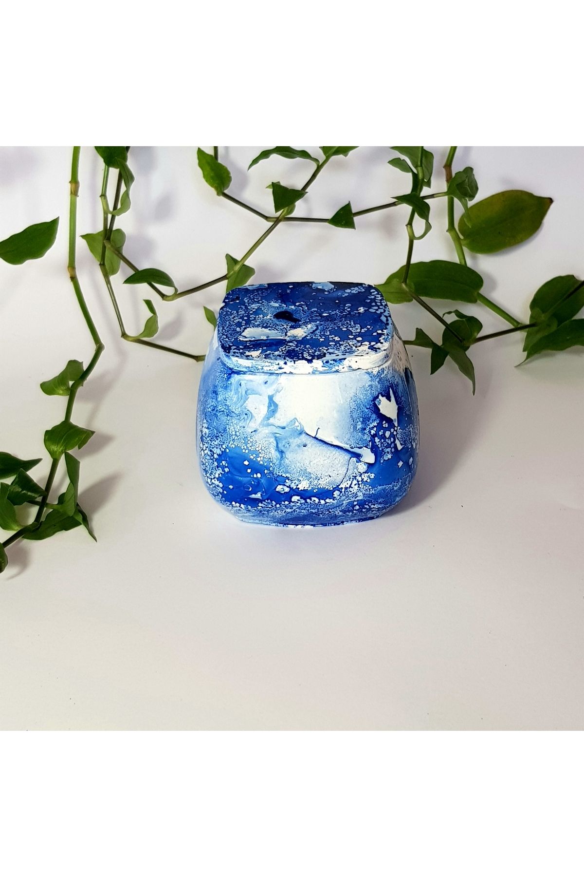 GLOWTEN Doğal El Yapımı Çevre Dostu Lavanta Kokulu Dekoratif Kare Kapaklı Aromaterapi Mum