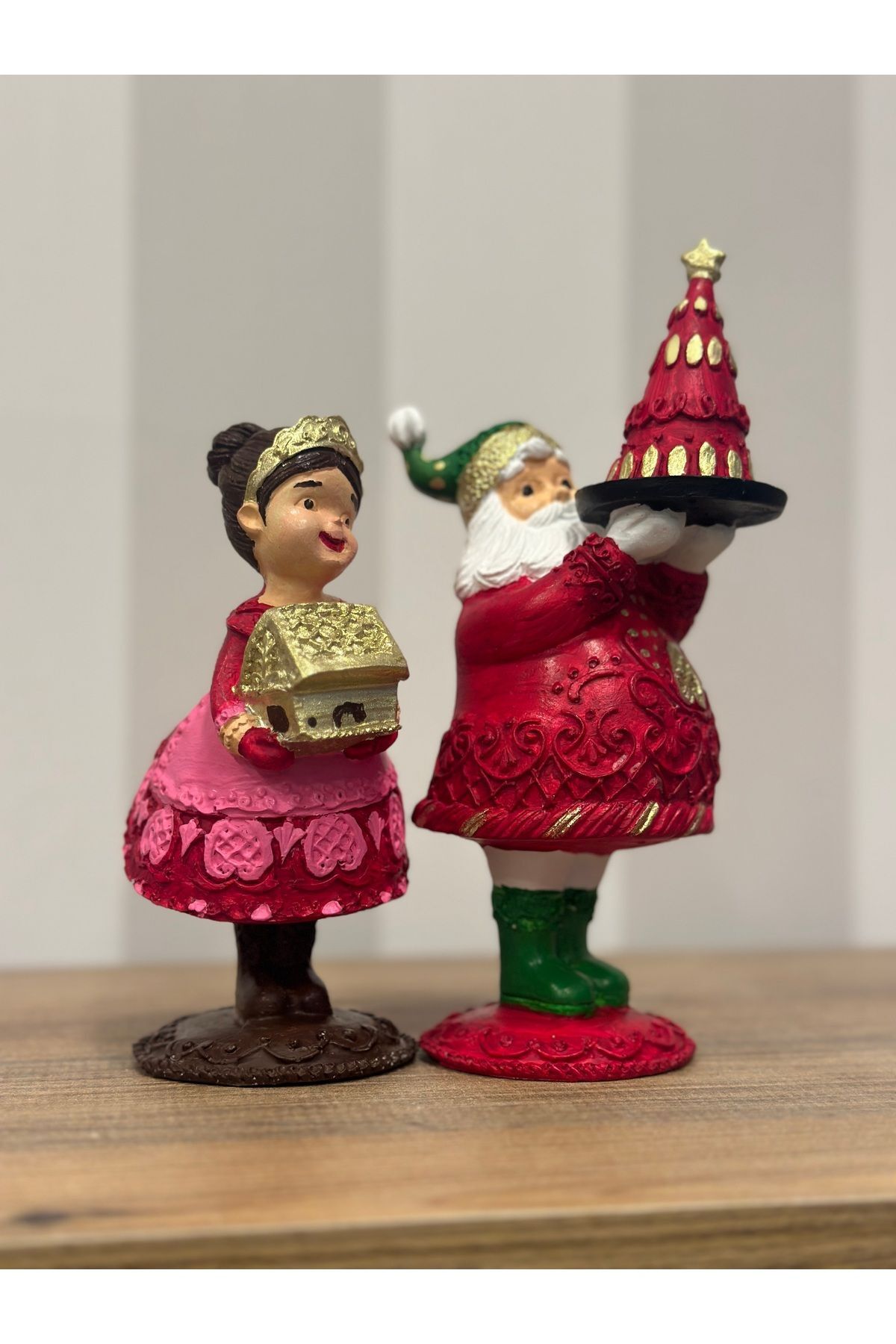 SerenityHaven Noel Baba Ve Noel Anne Biblo