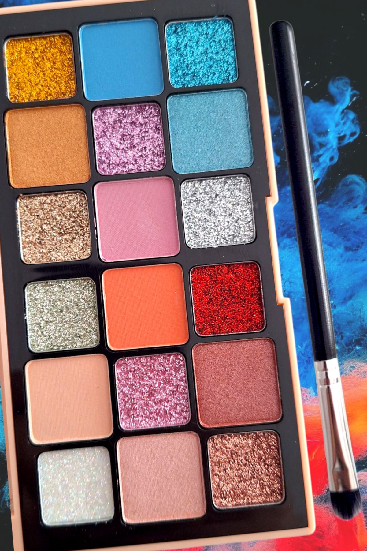 wonderway 18'li Far ve Glitter Paleti 2 in 1- Far Fırçası ile