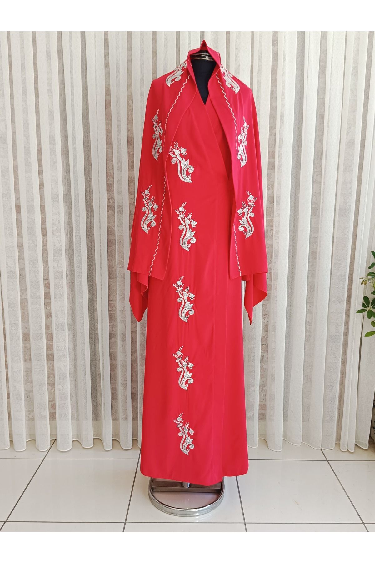 Misue Handmade Medine Ipeği Nakışlı Bağlamalı Namaz Elbisesi+şal, Ipek Sabahlık, Çeyizlik Namaz Elbisesi & Sabahlık