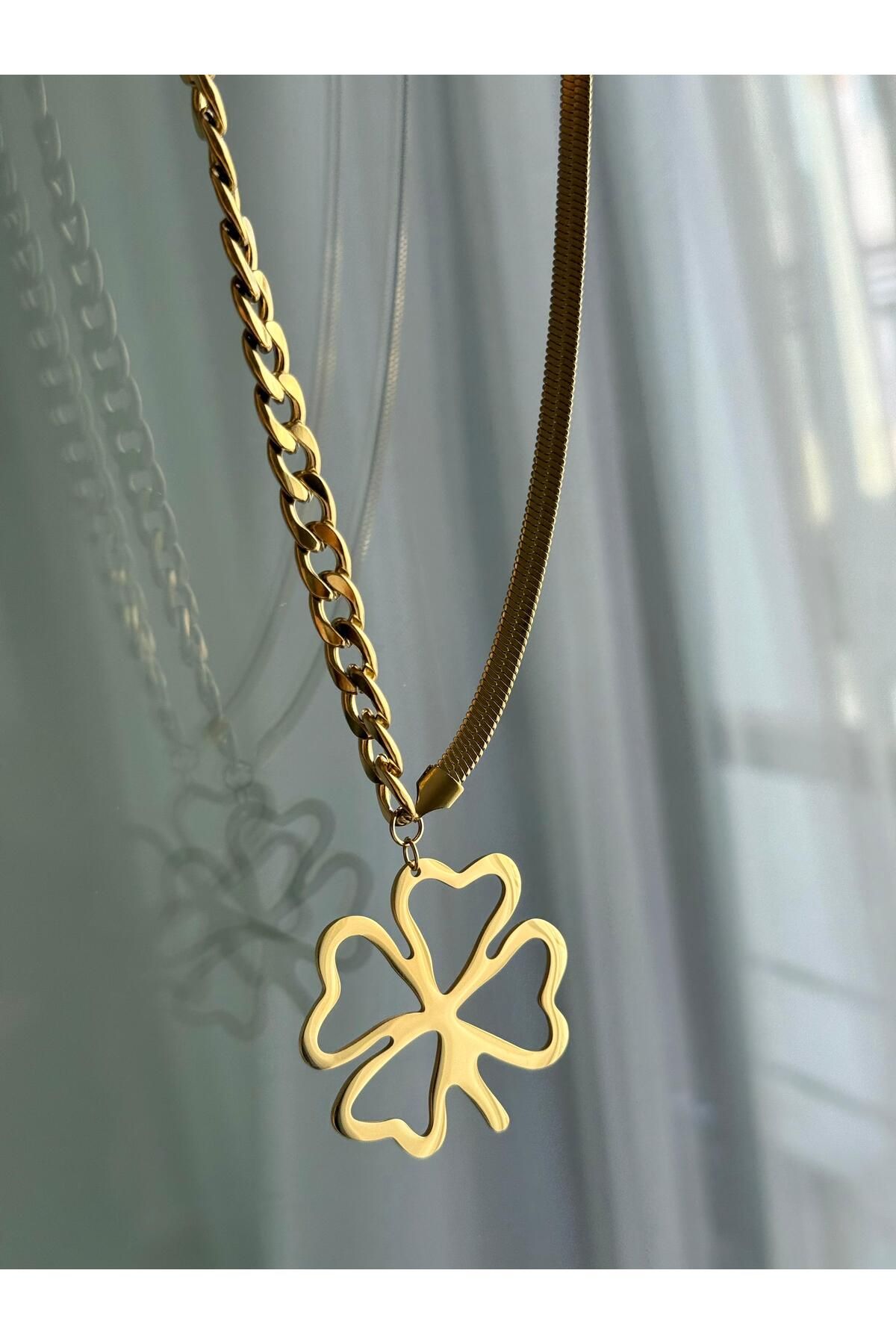 Nera Accessories Kolye