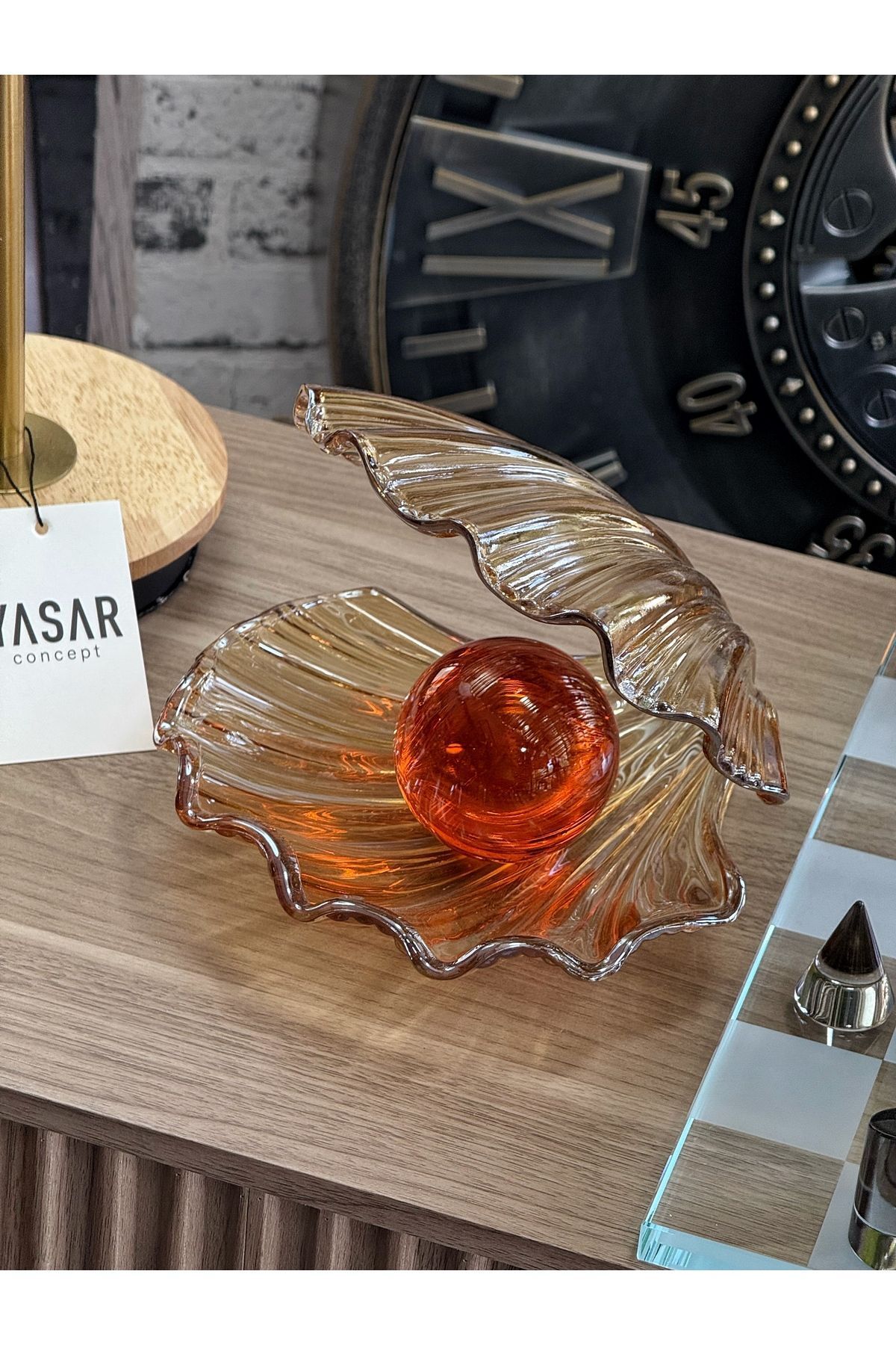 SerenityHaven Ostrella Cam Istiridye Dekor Amber Bal Rengi 20x20x16 Cm